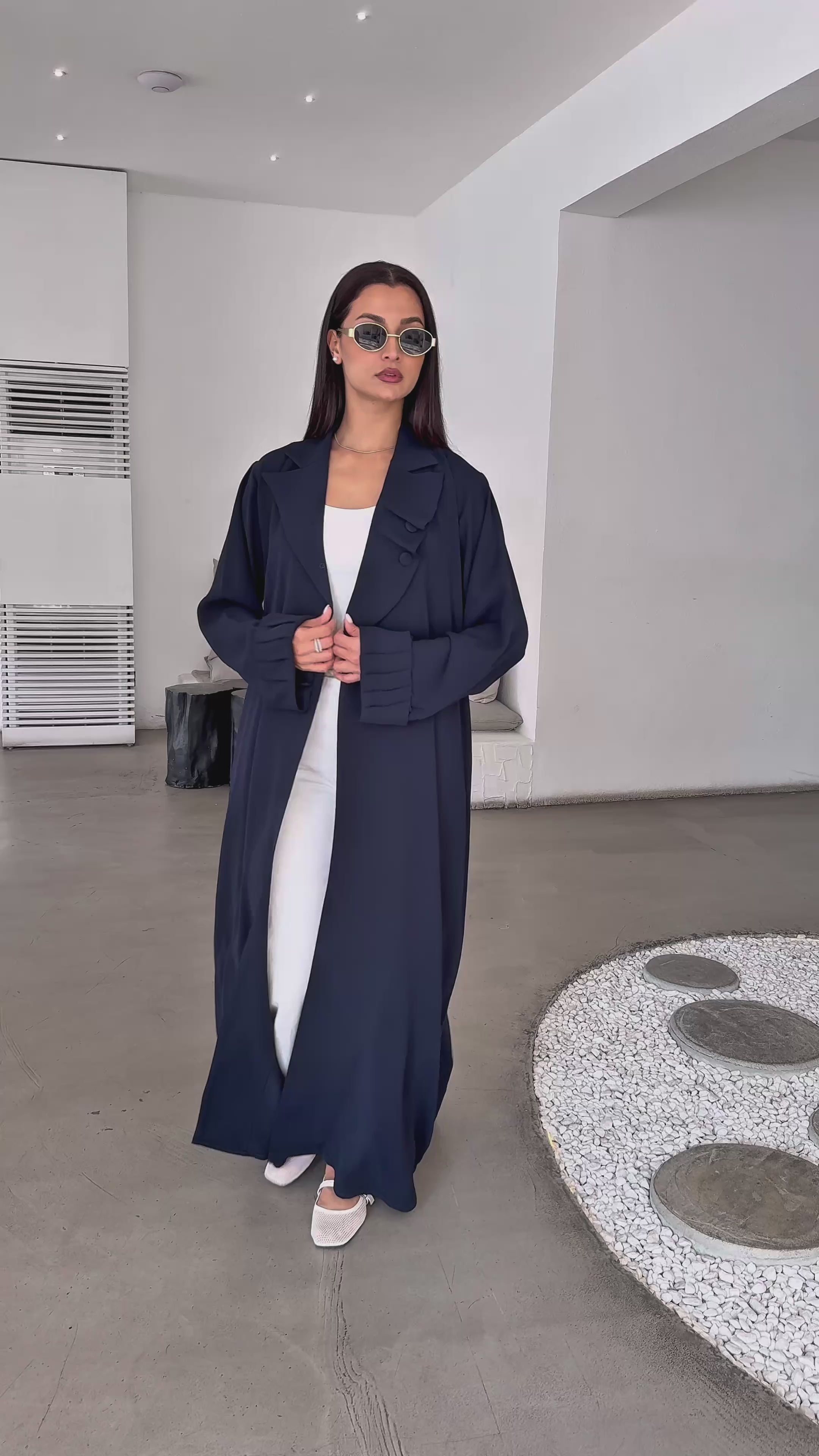 551 Abaya with Sheilla