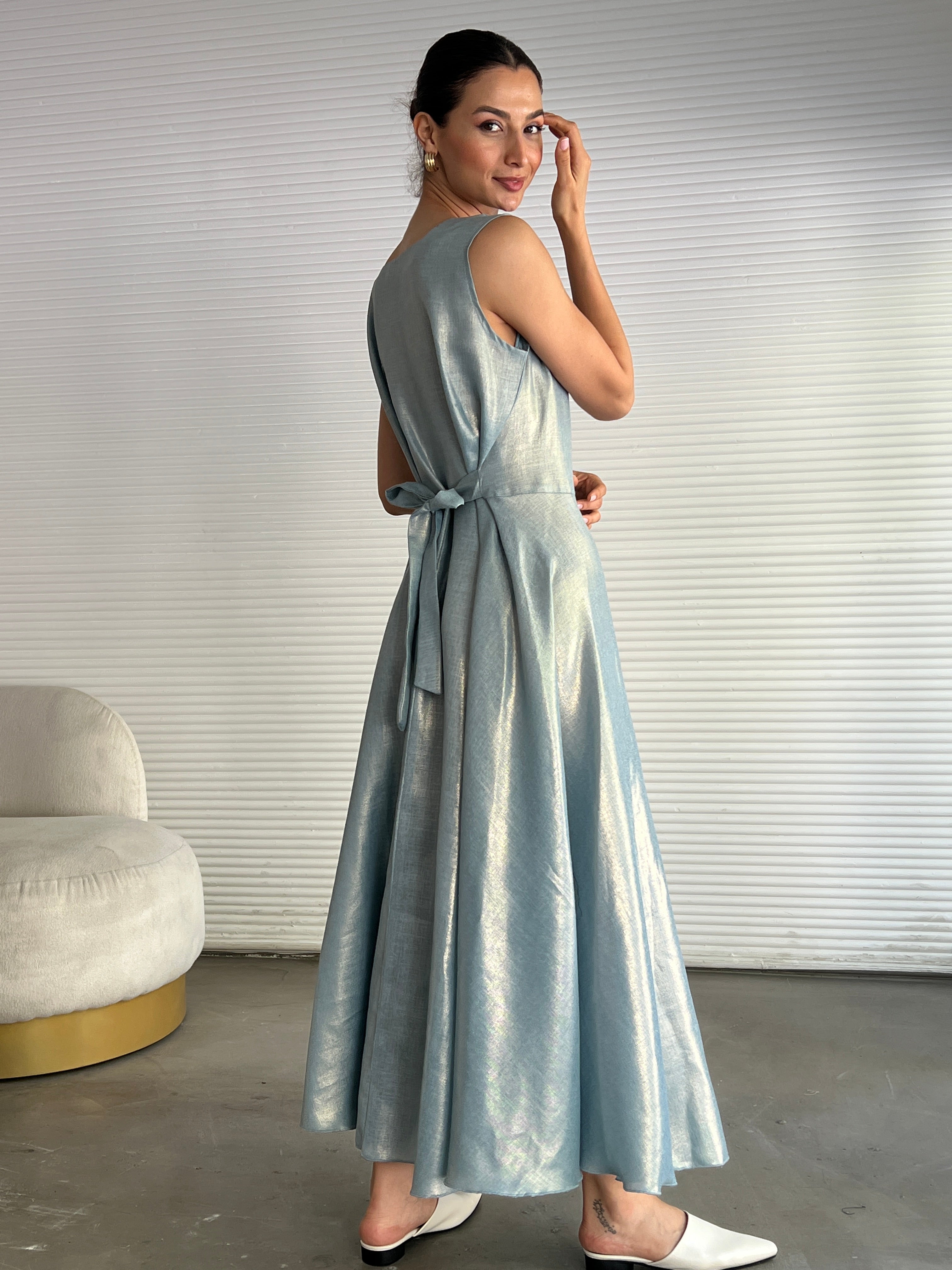586 Dress & Blouse