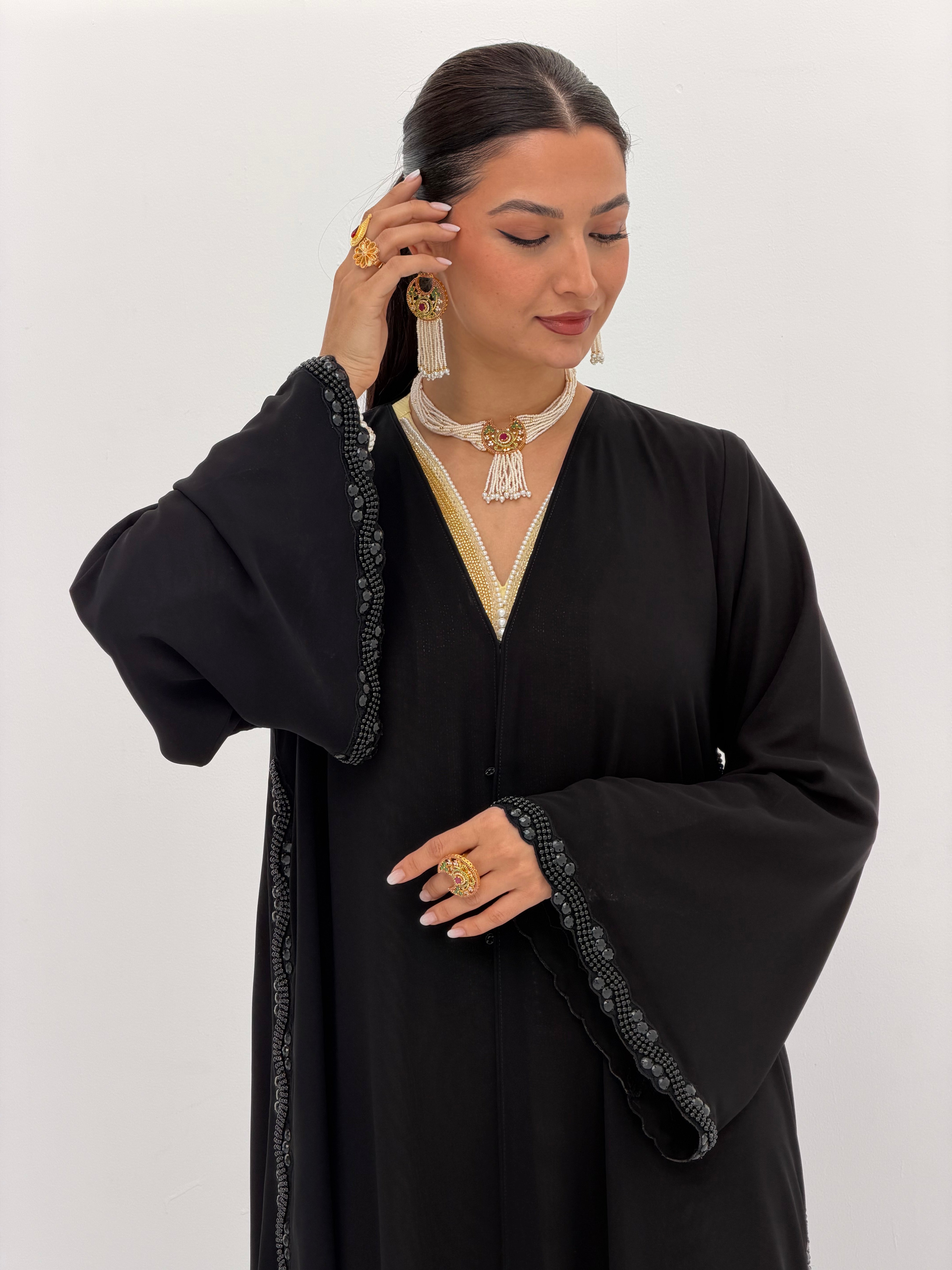 Shila ( Abaya with sheila )