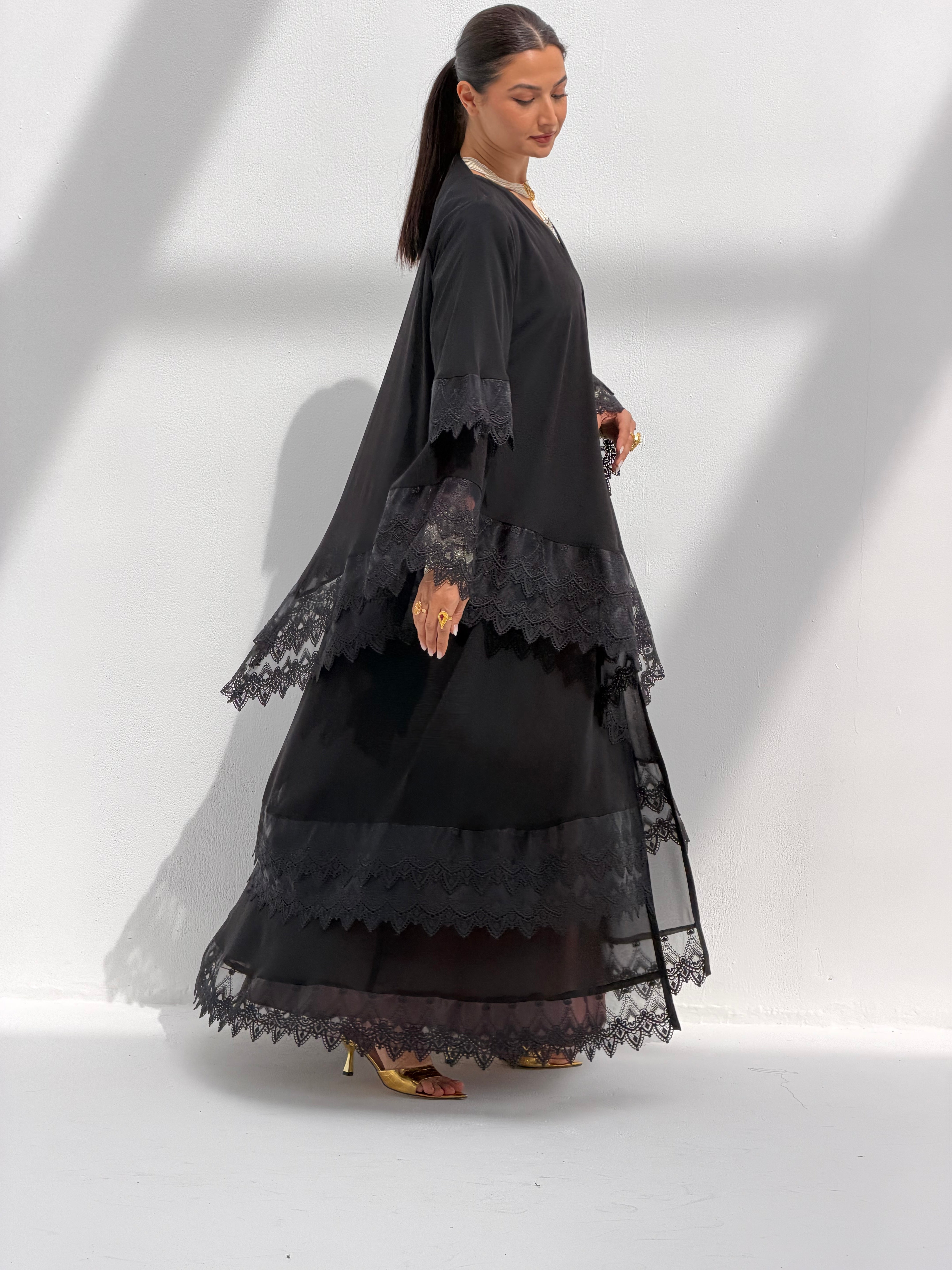 NARJES ( Abaya With Sheila )