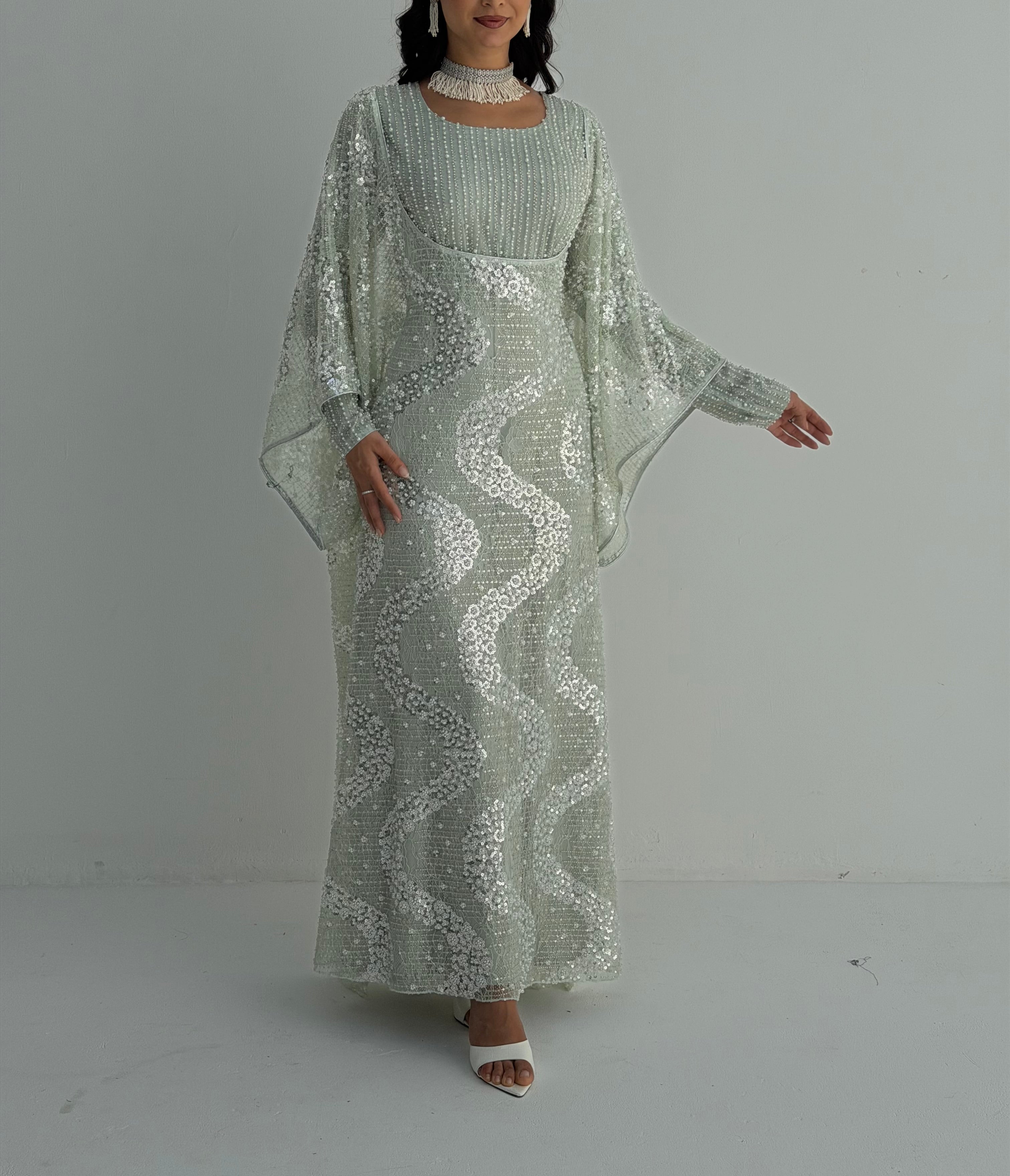 Layaly  Emarati Thob / ثوب اماراتي