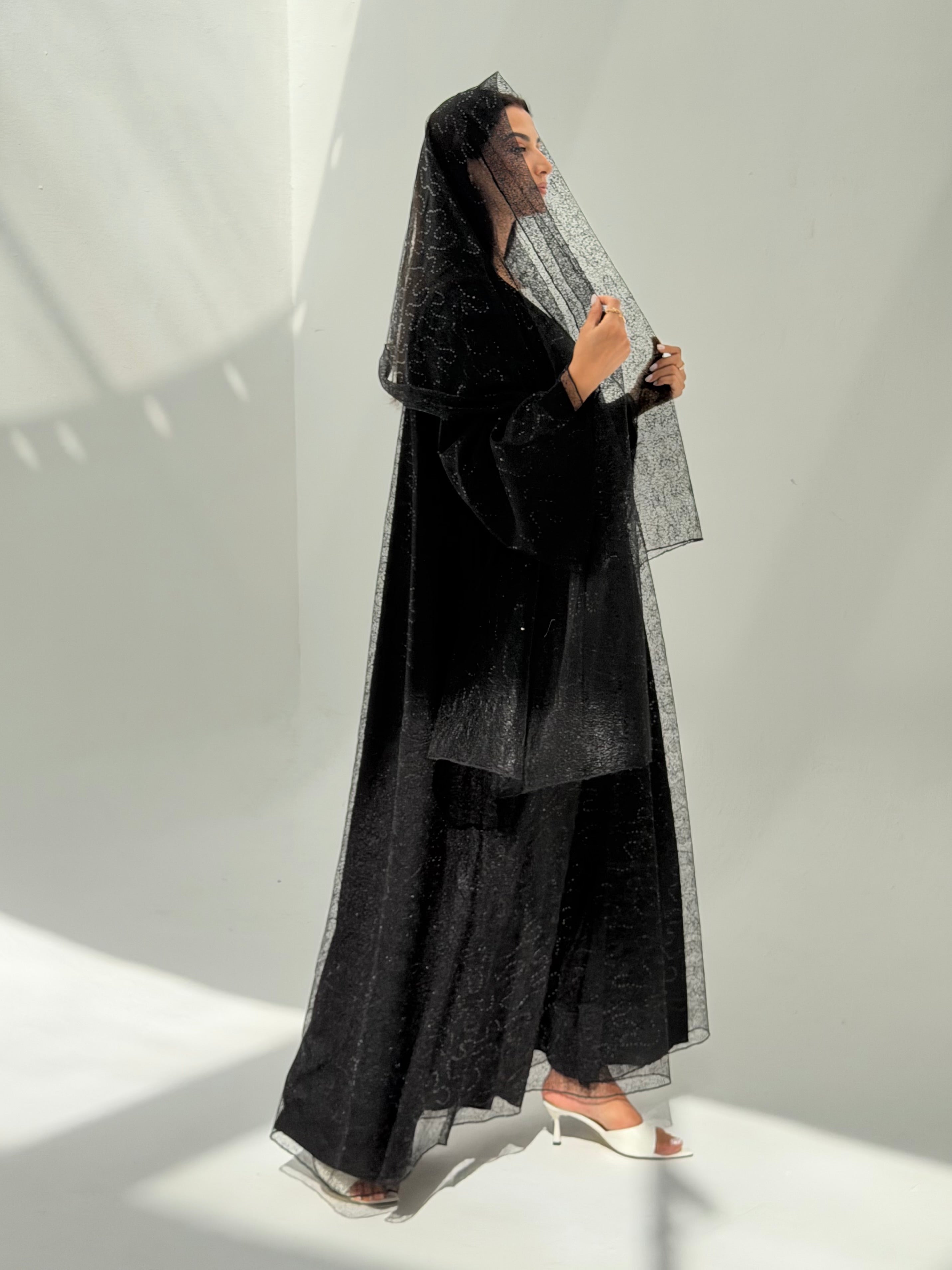 Jawaher Abaya ( Dantil Abaya included the transparent Dantil Sheila )