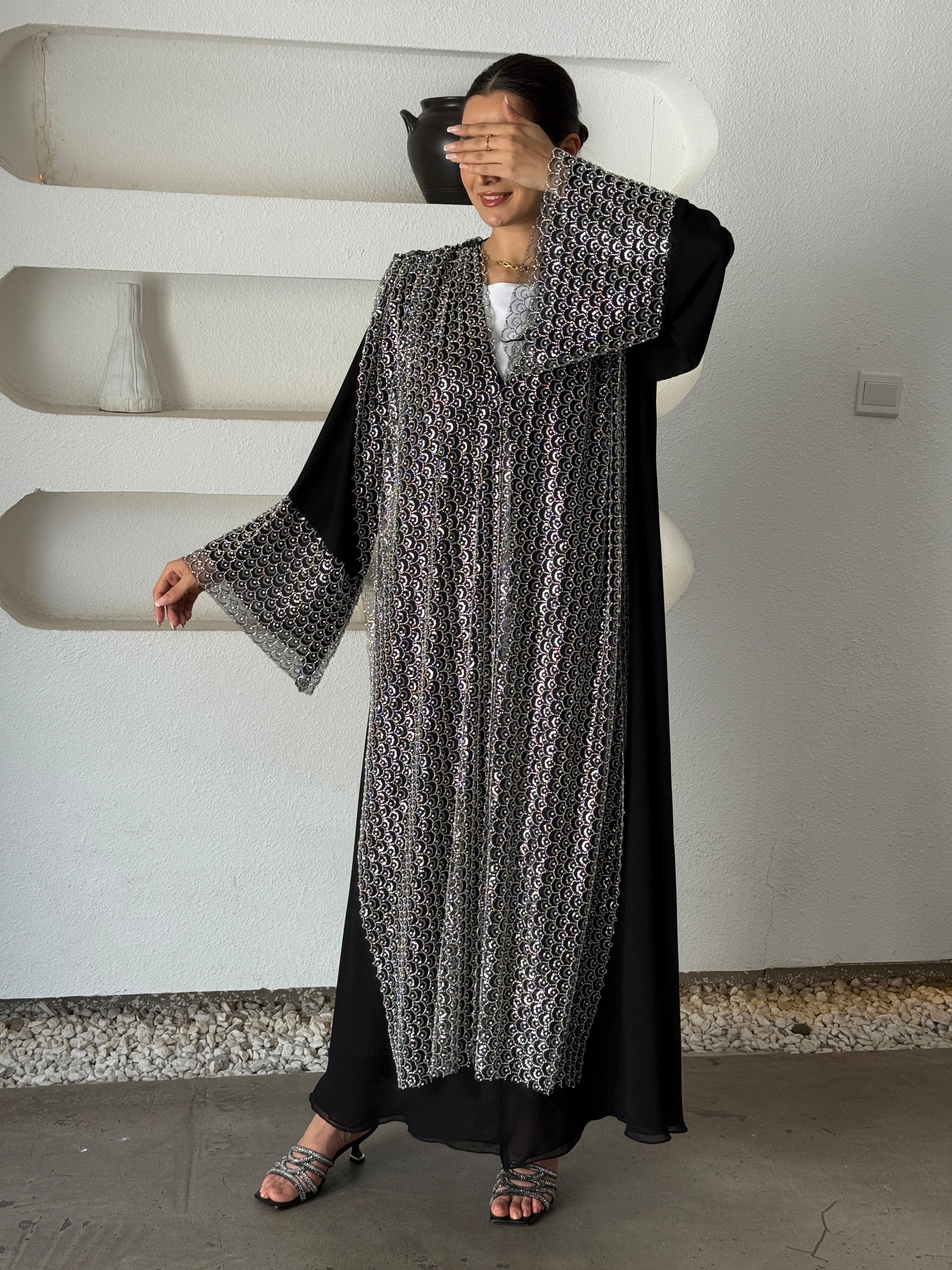 MIRAN Black Tule Abaya