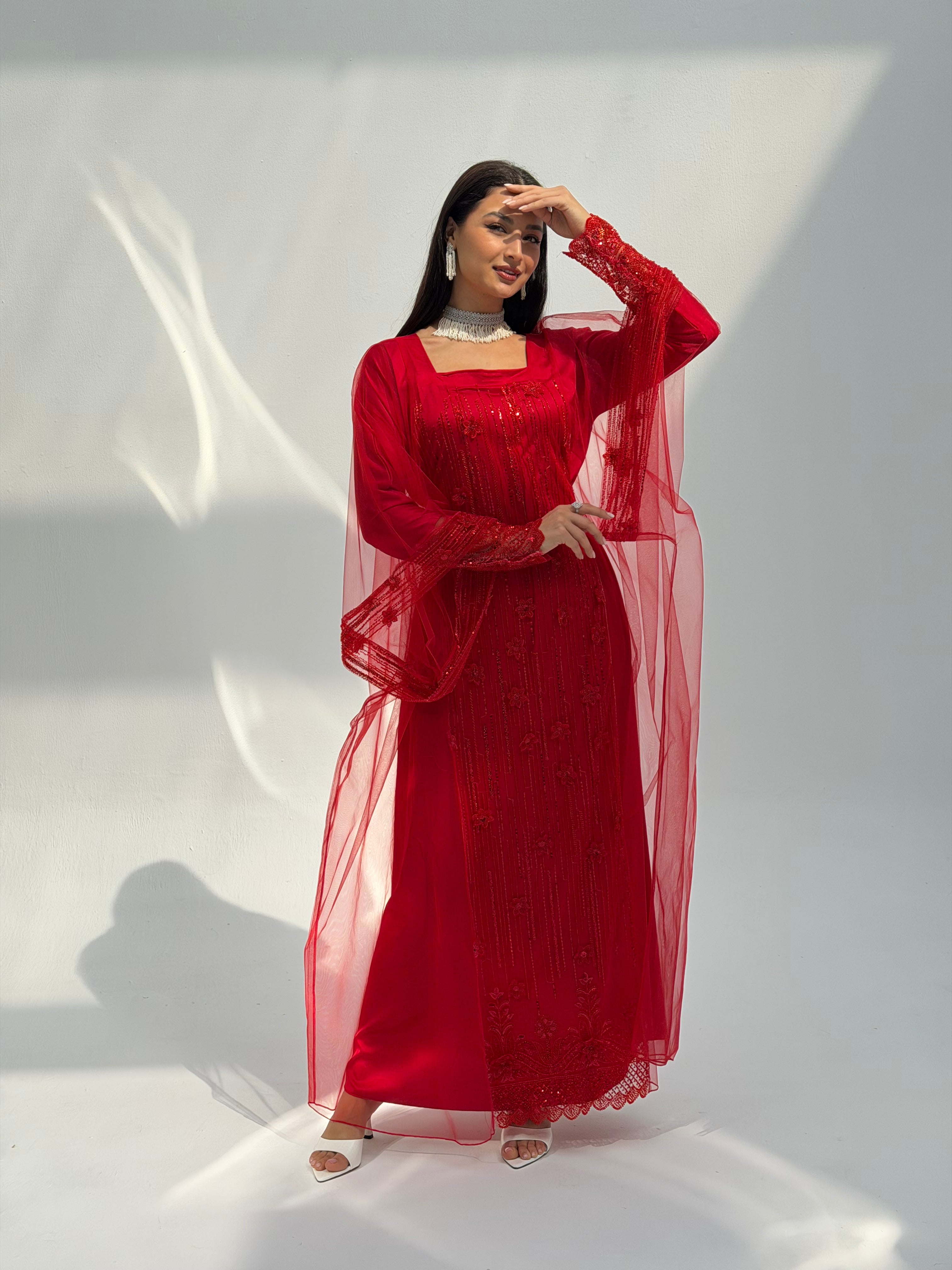 Latifa ( Thob Emarati )