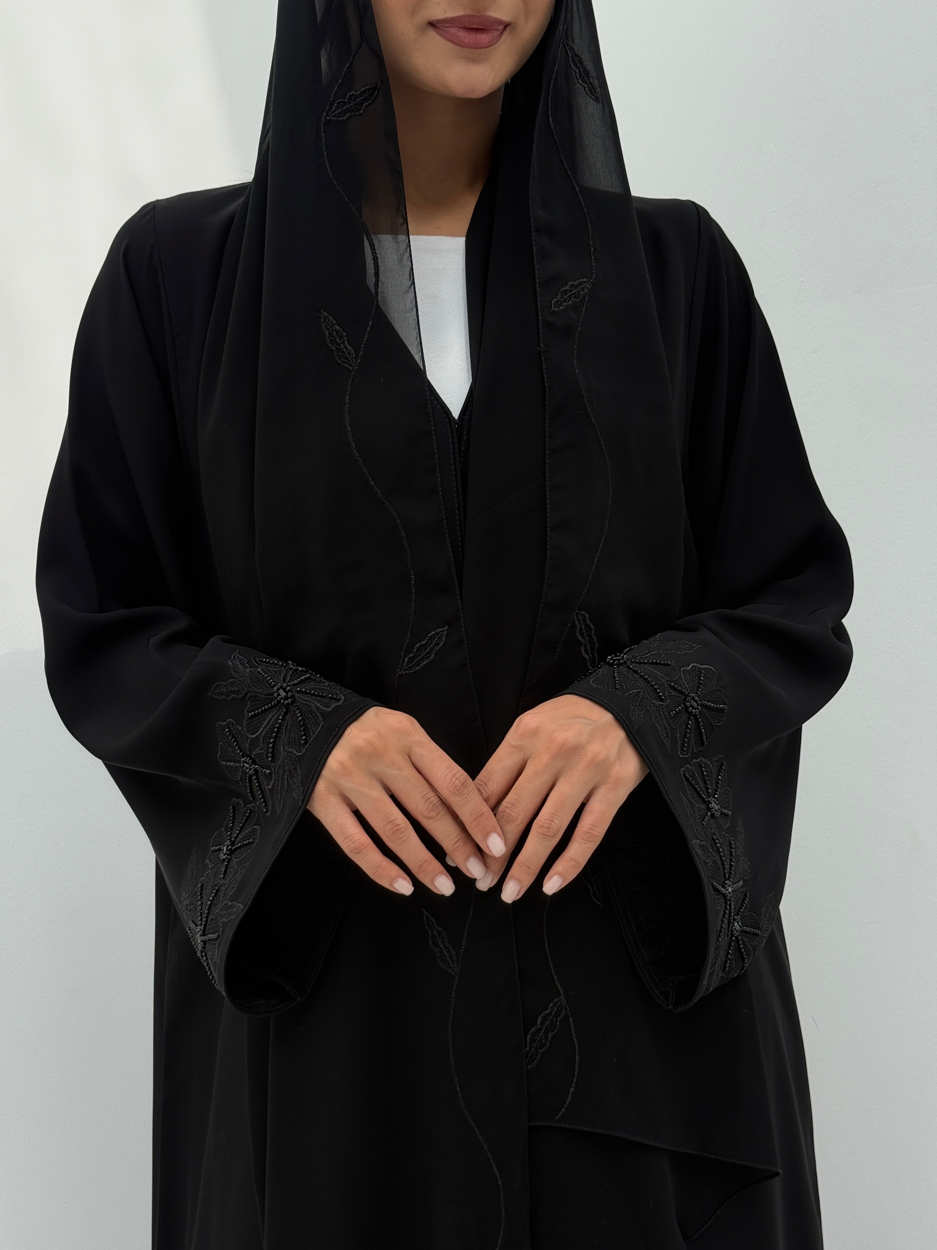 MAZNA ABAYA