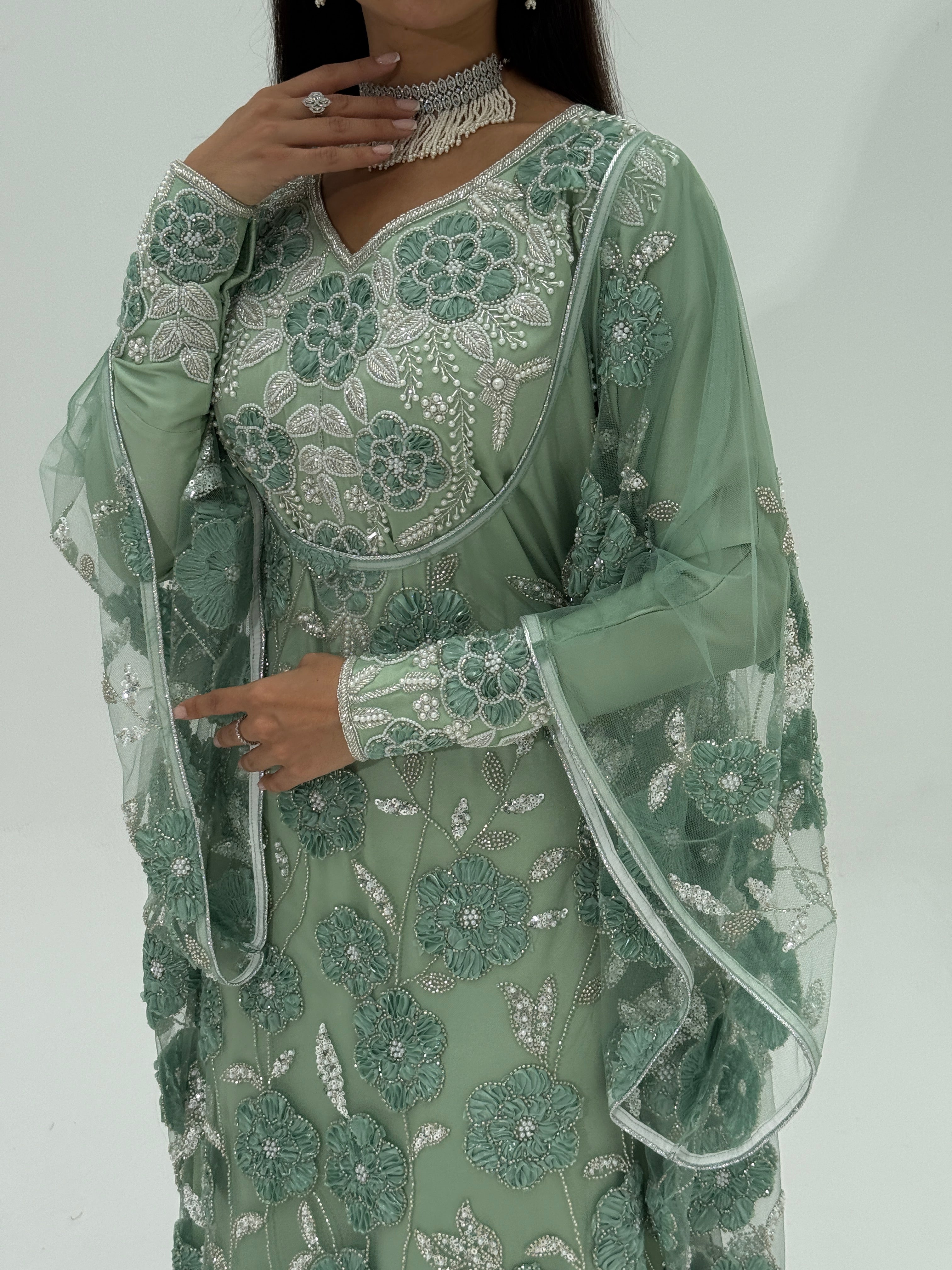 Rosa ( Emarati Thob) ثوب اماراتي