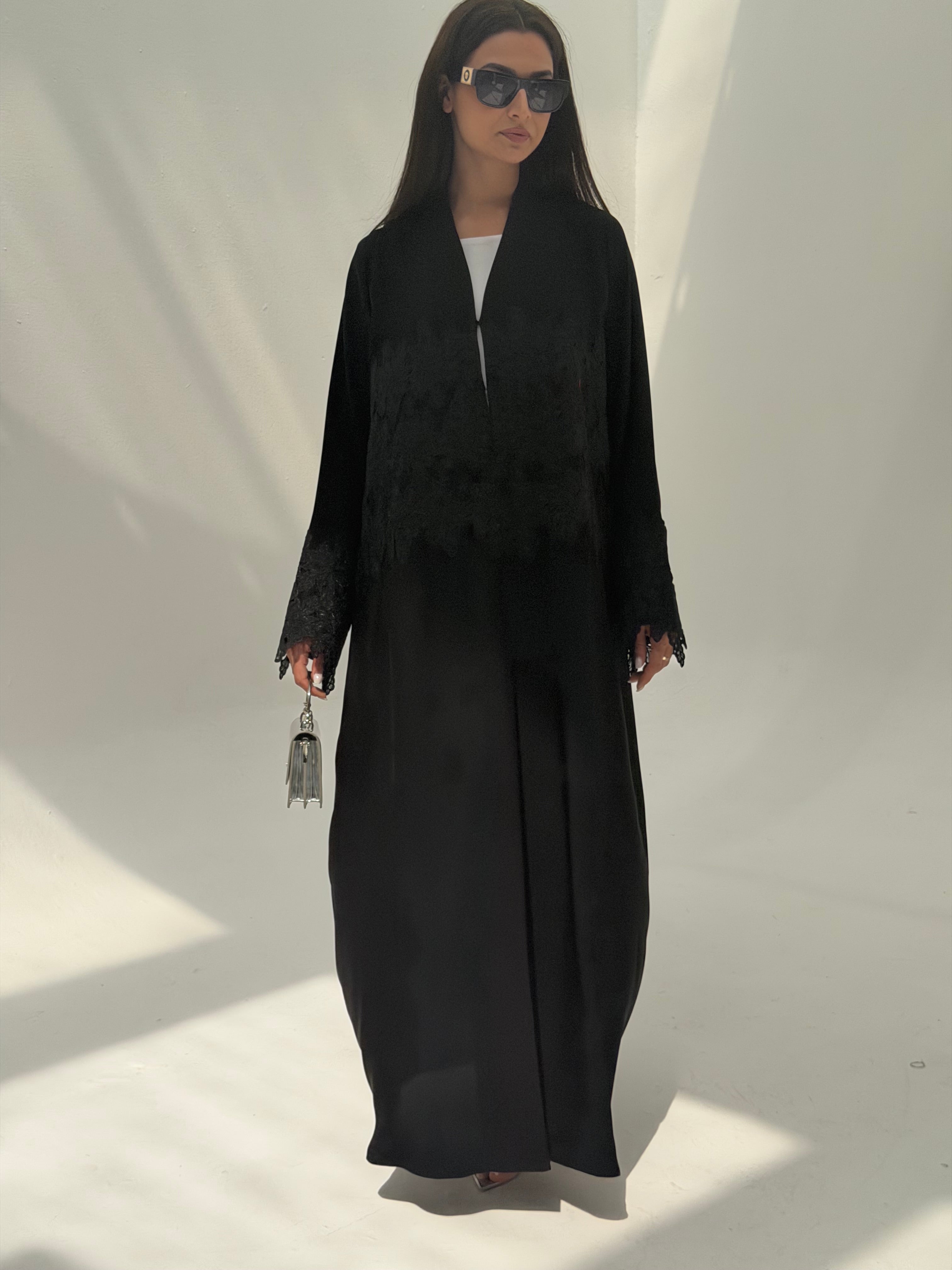 Bloom ( Abaya with Sheila )