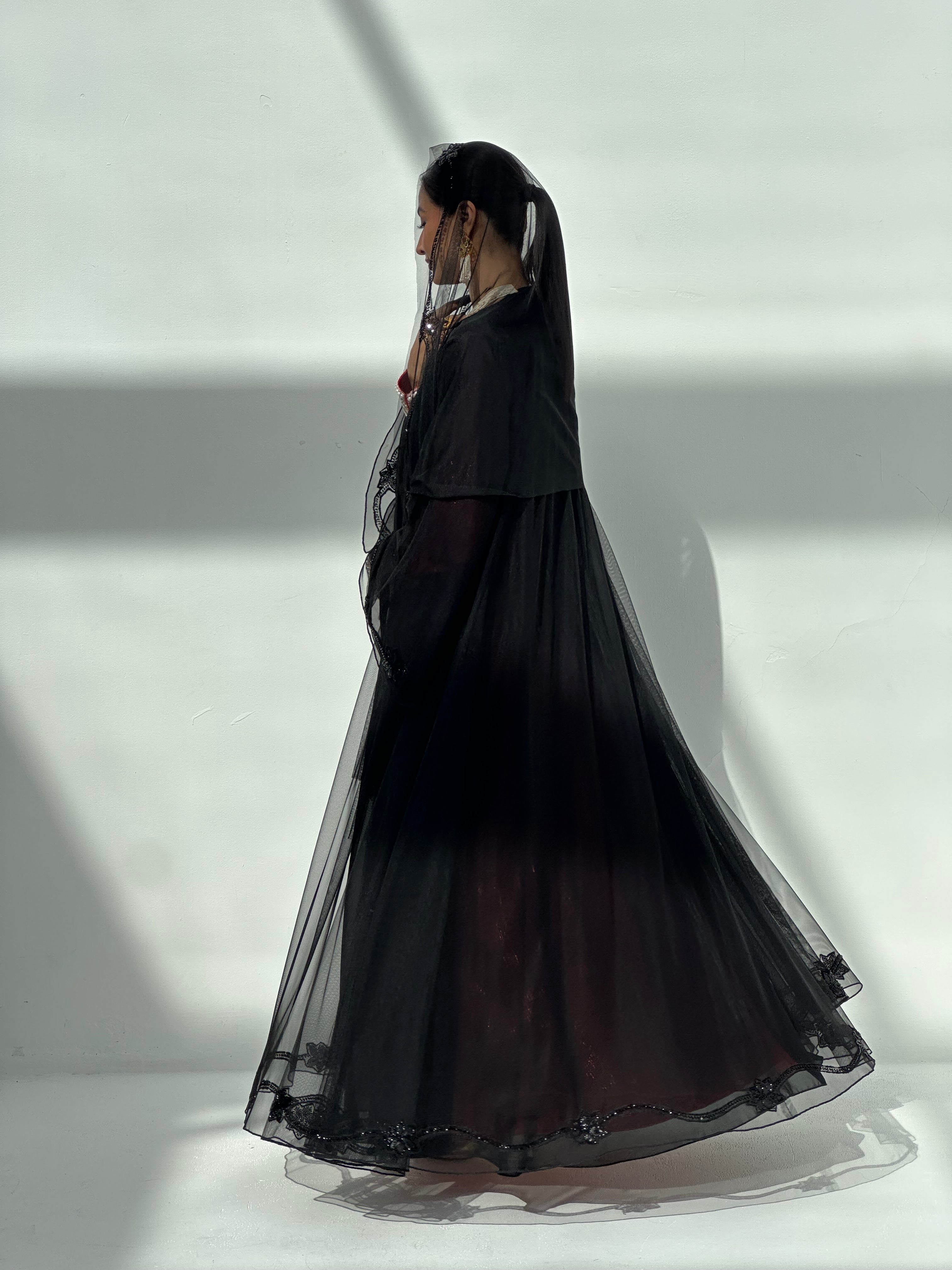 MARYAM ( Abaya with sheila )