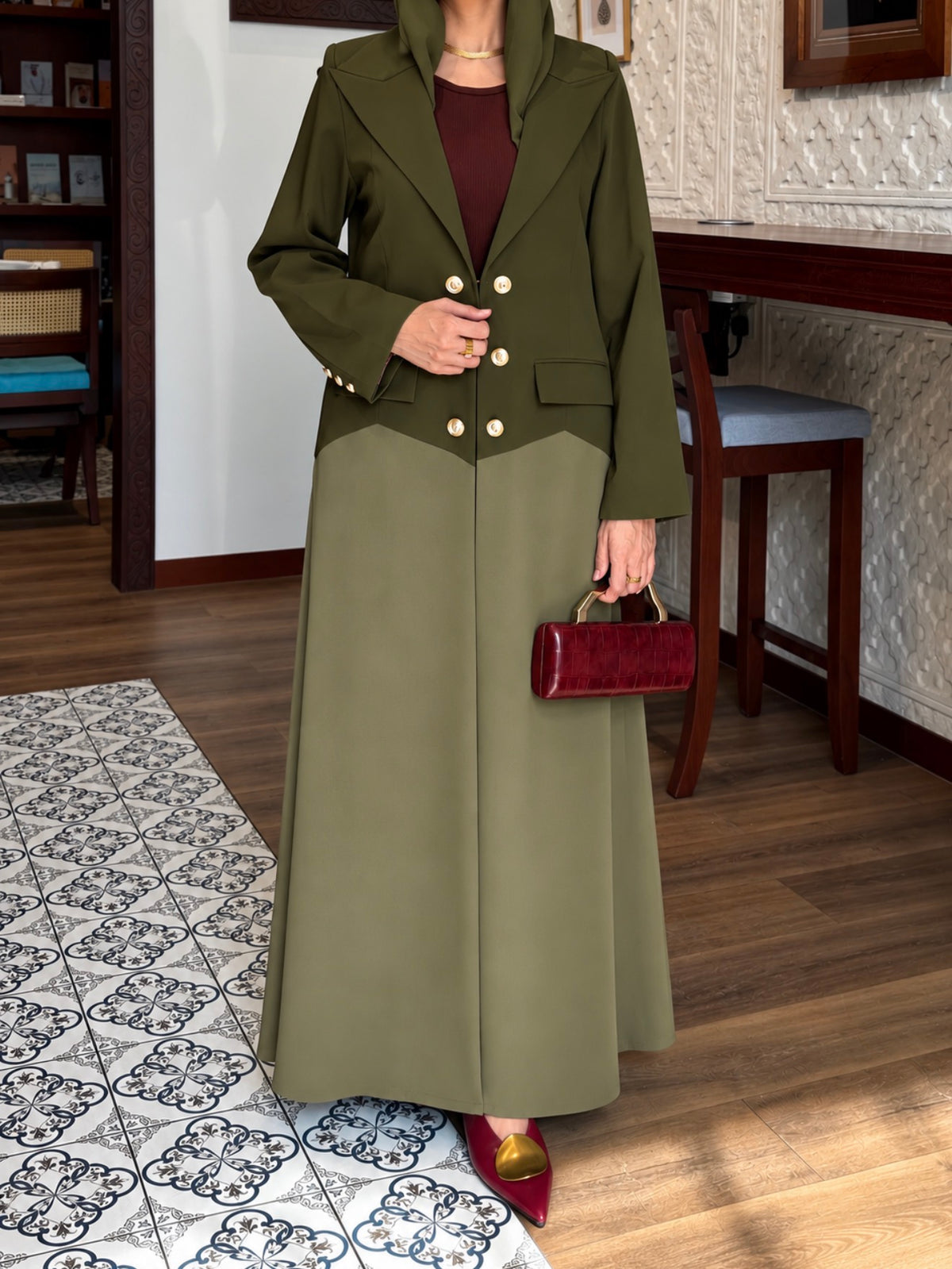 Monroe ( Abaya with Sheila )