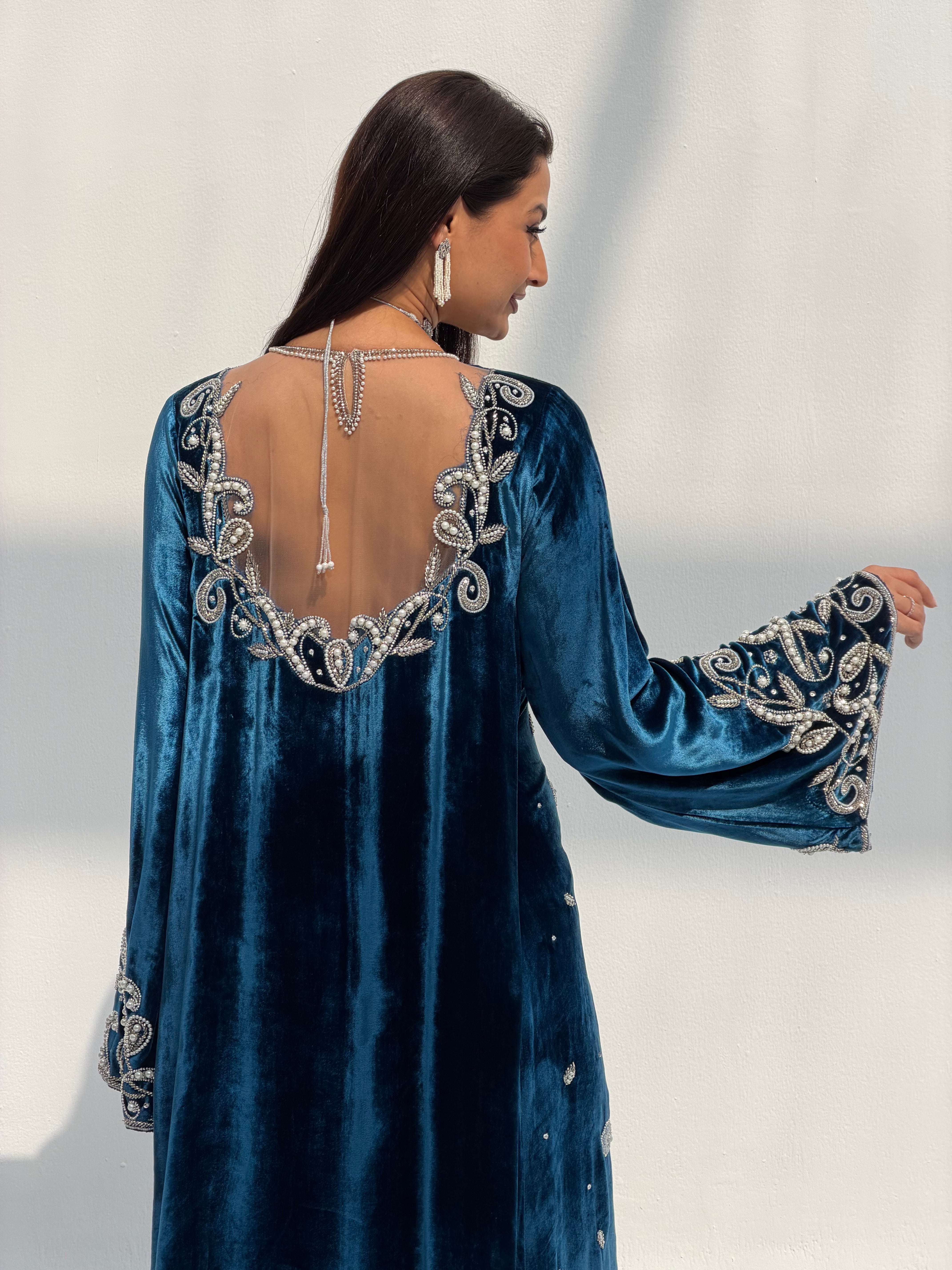Mozan ( Velvet Dress With Tule Sheila )