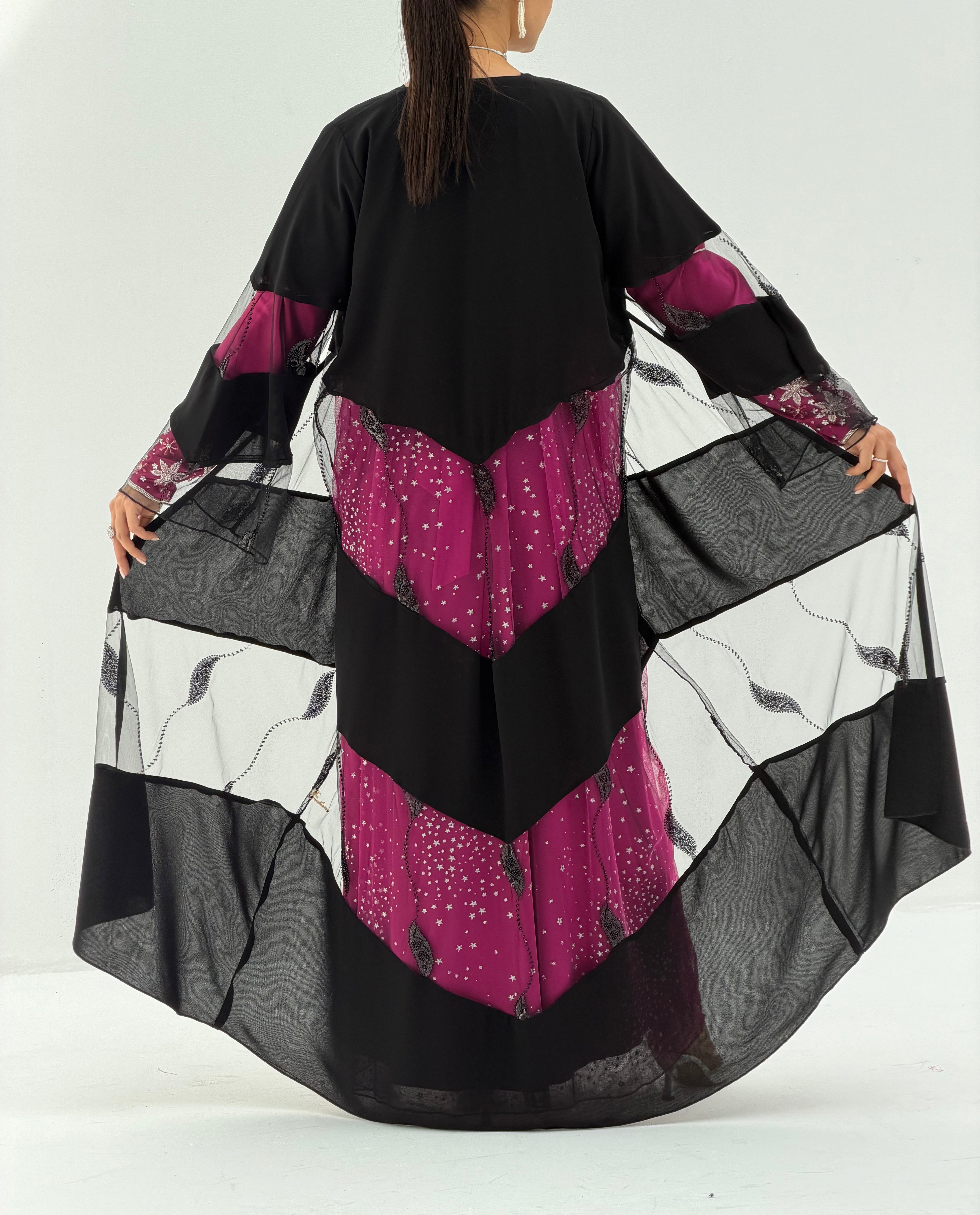 Nareh ( Abaya with sheila )