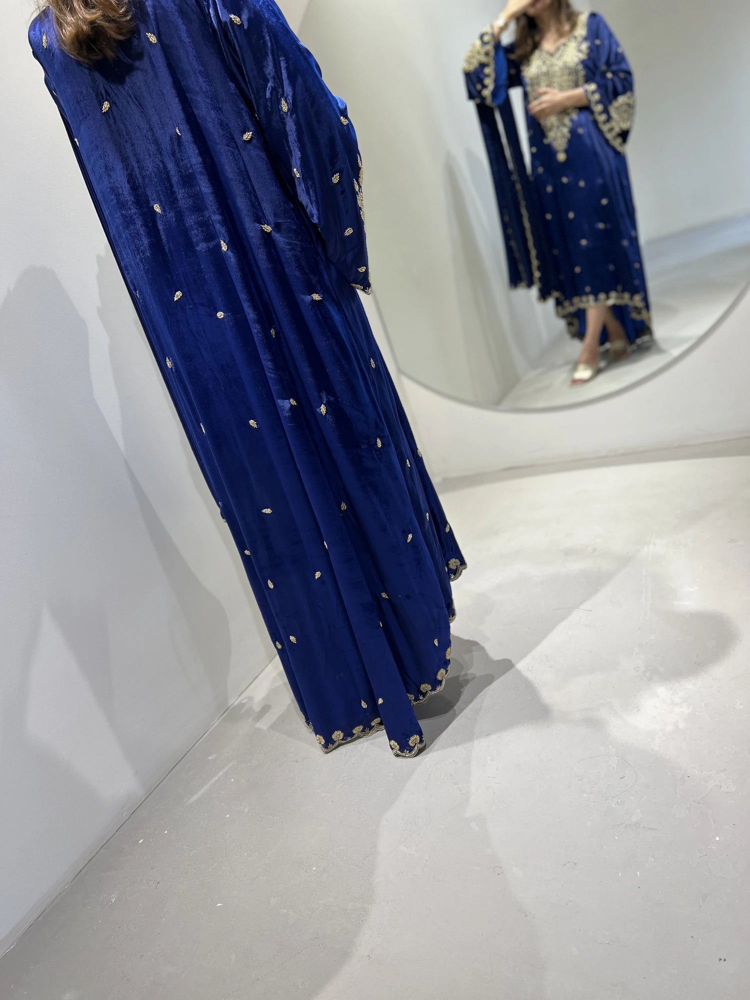 390 - Contessa Collection