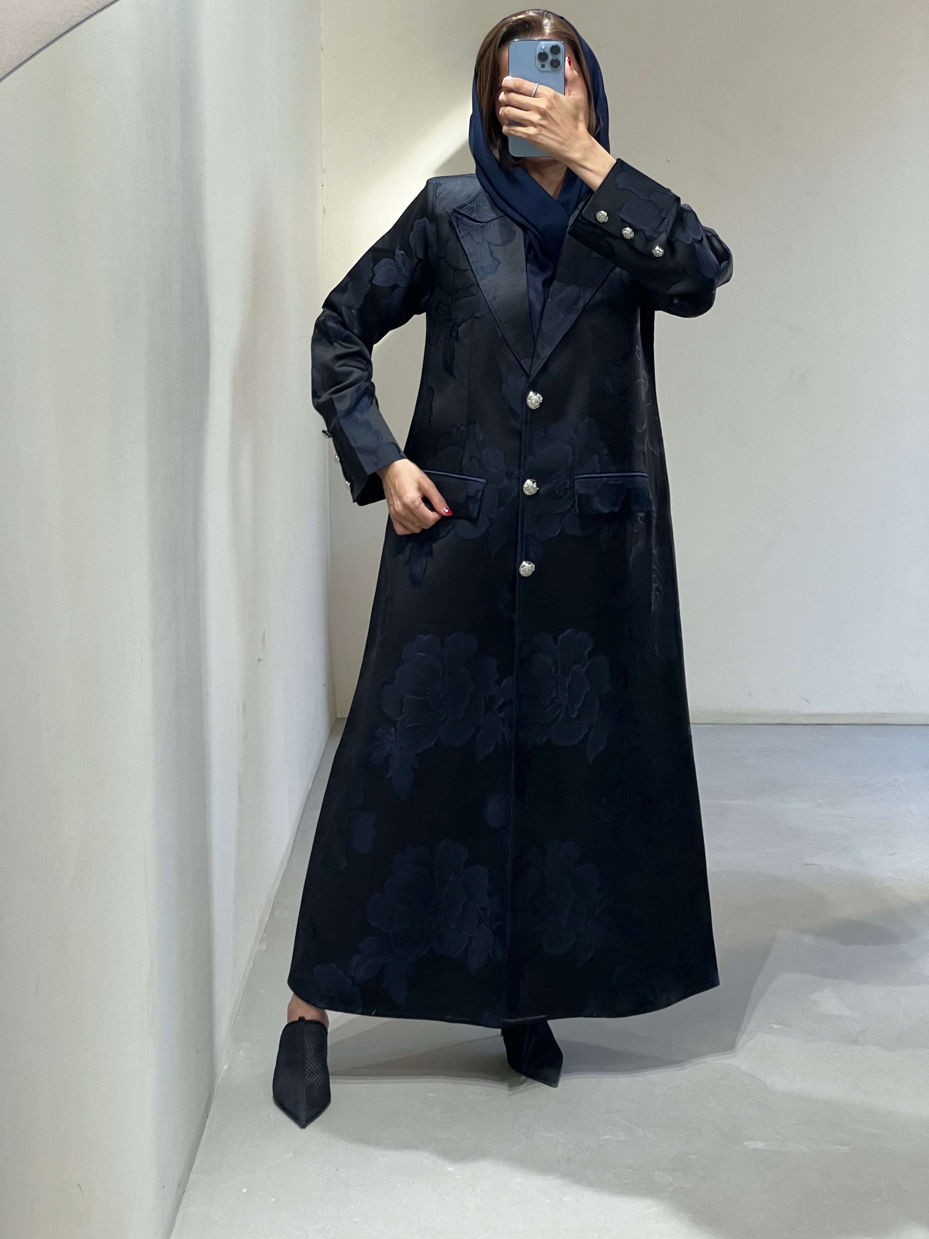 Sana Abaya
