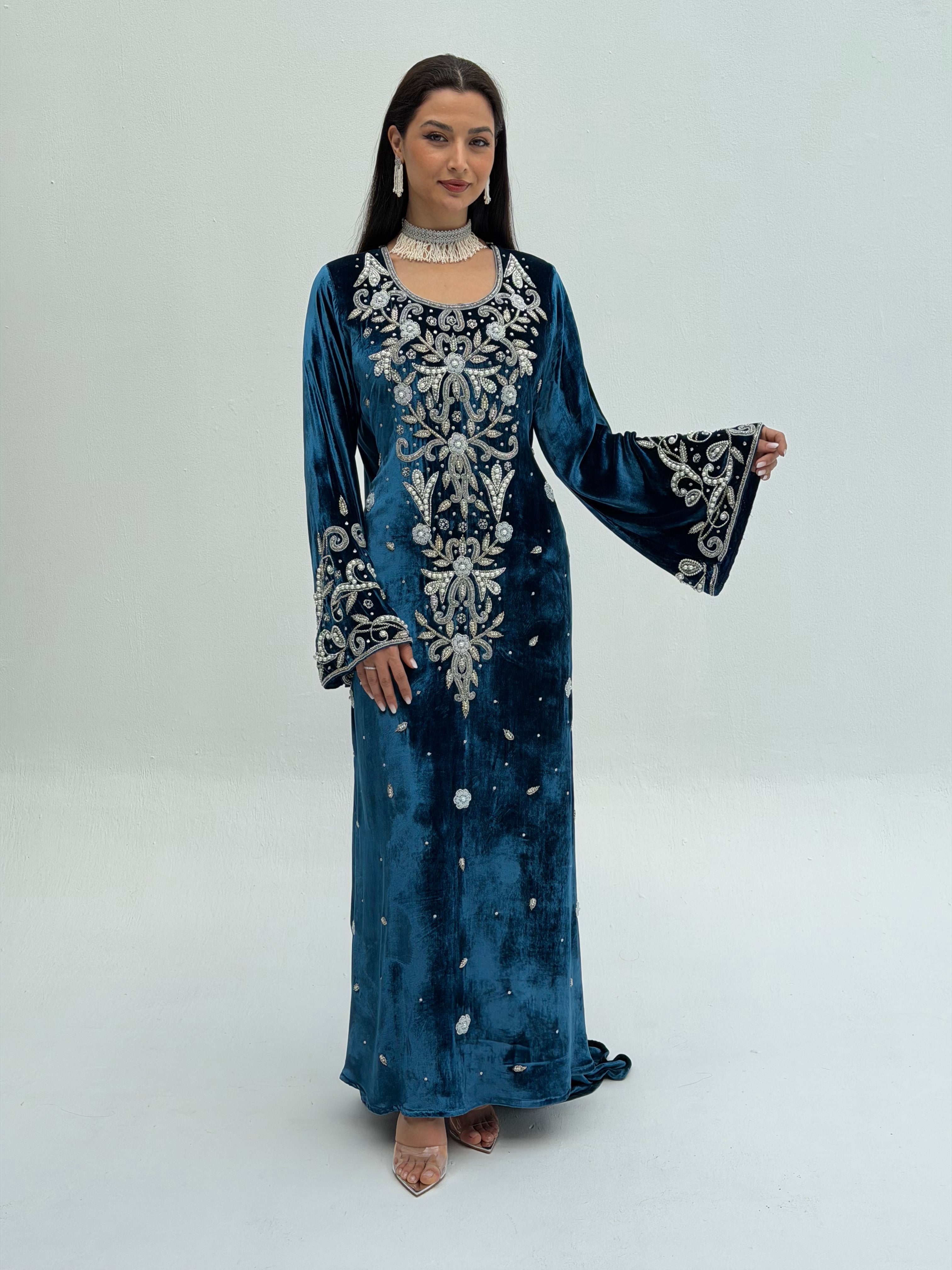 Mozan ( Velvet Dress With Tule Sheila )