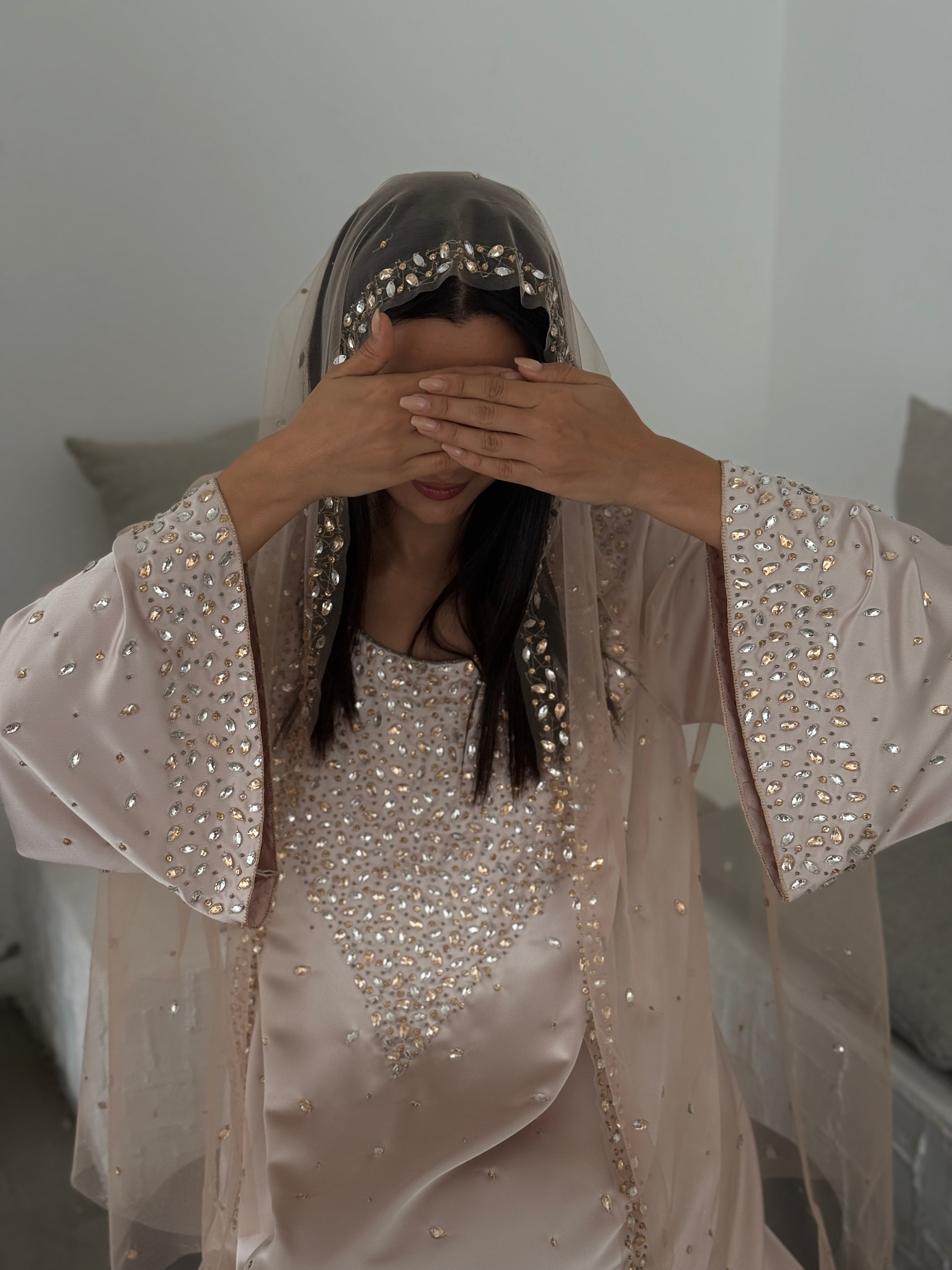 401 - Contessa Collection