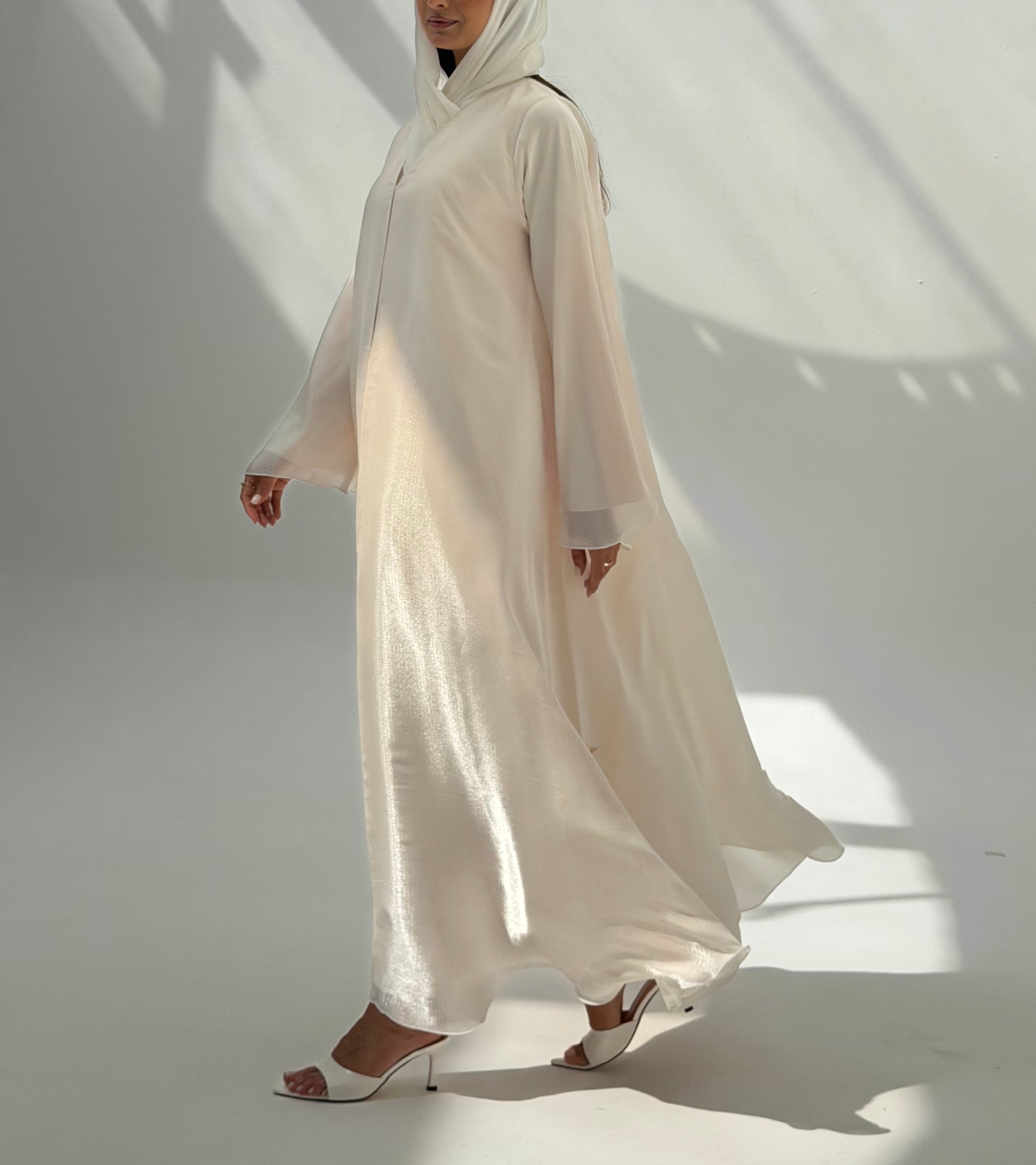 Naseem ( Abaya with Sheila )