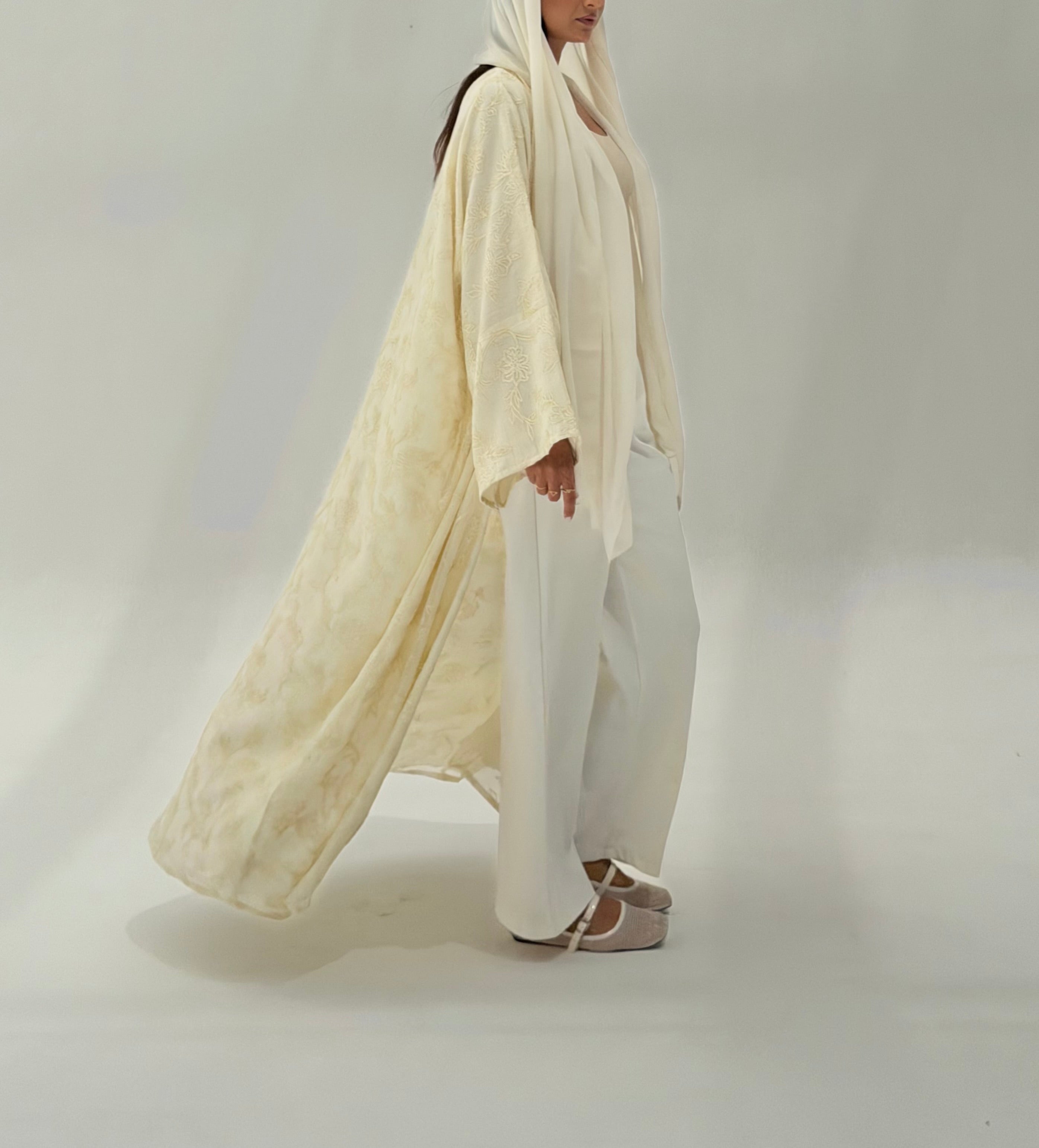 Refal ( bisht Abaya with Sheila )