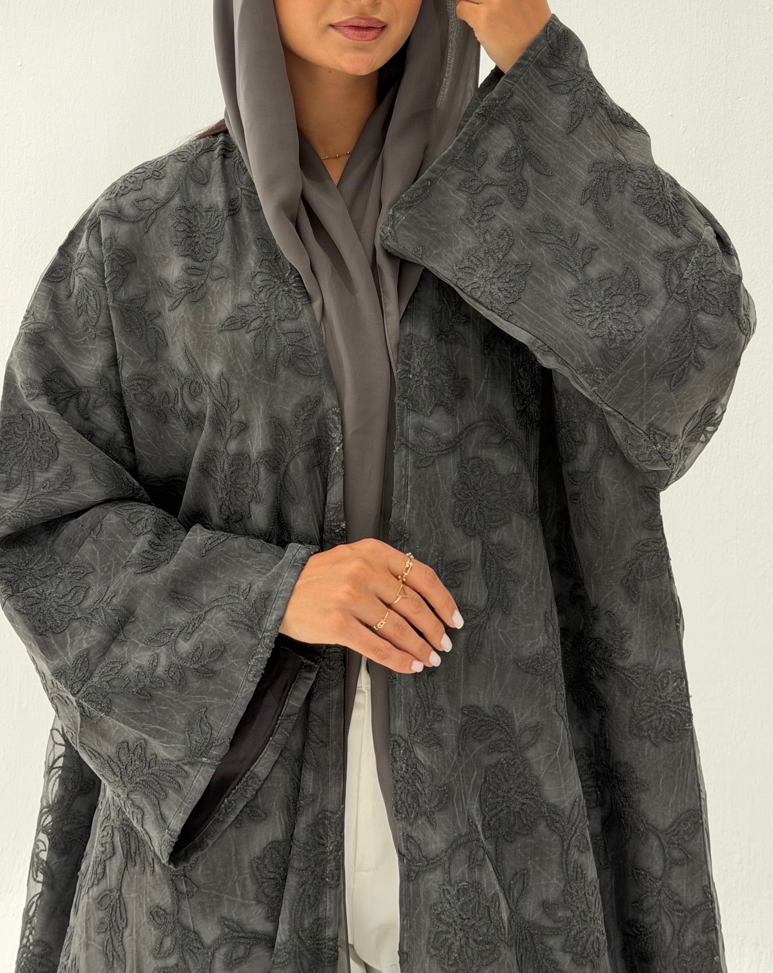 Refal ( bisht Abaya with Sheila )
