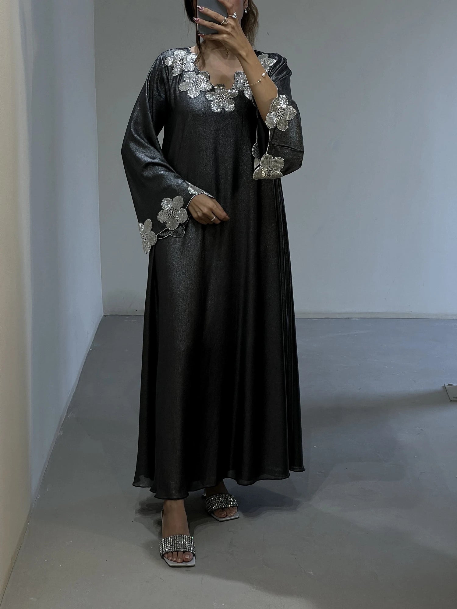 496 - Contessa Collection