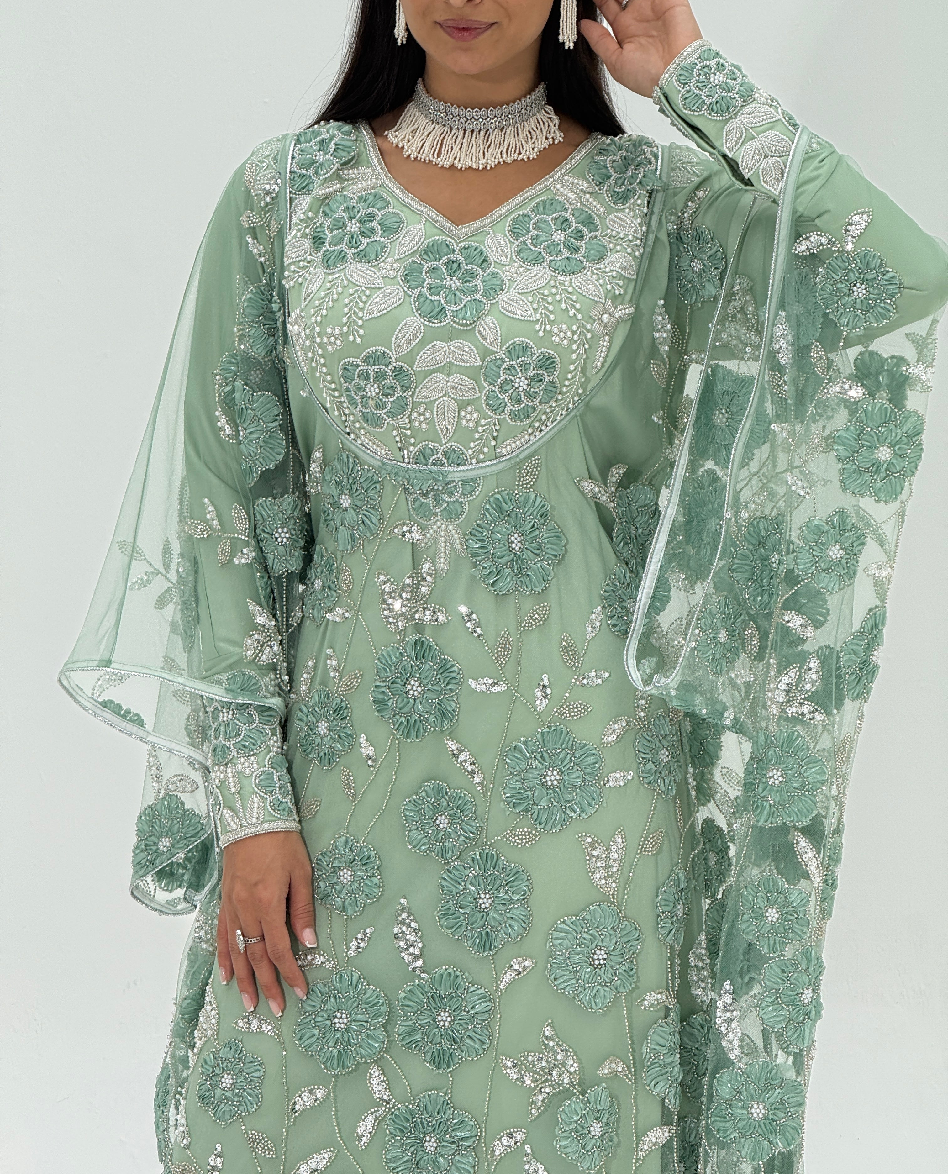 Rosa ( Emarati Thob) ثوب اماراتي