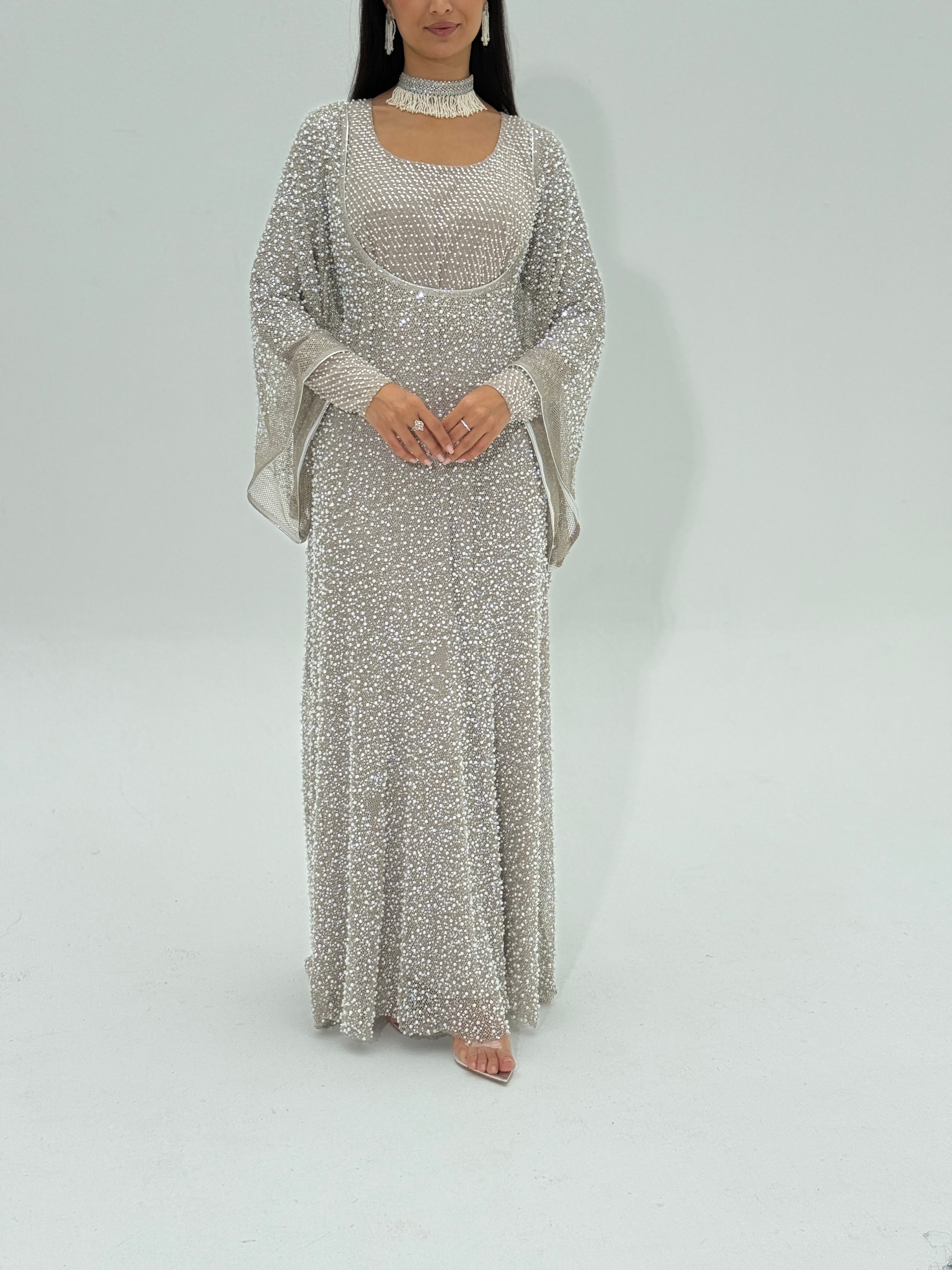 Sukoon  ( Emarati Thob) ثوب الاماراتي