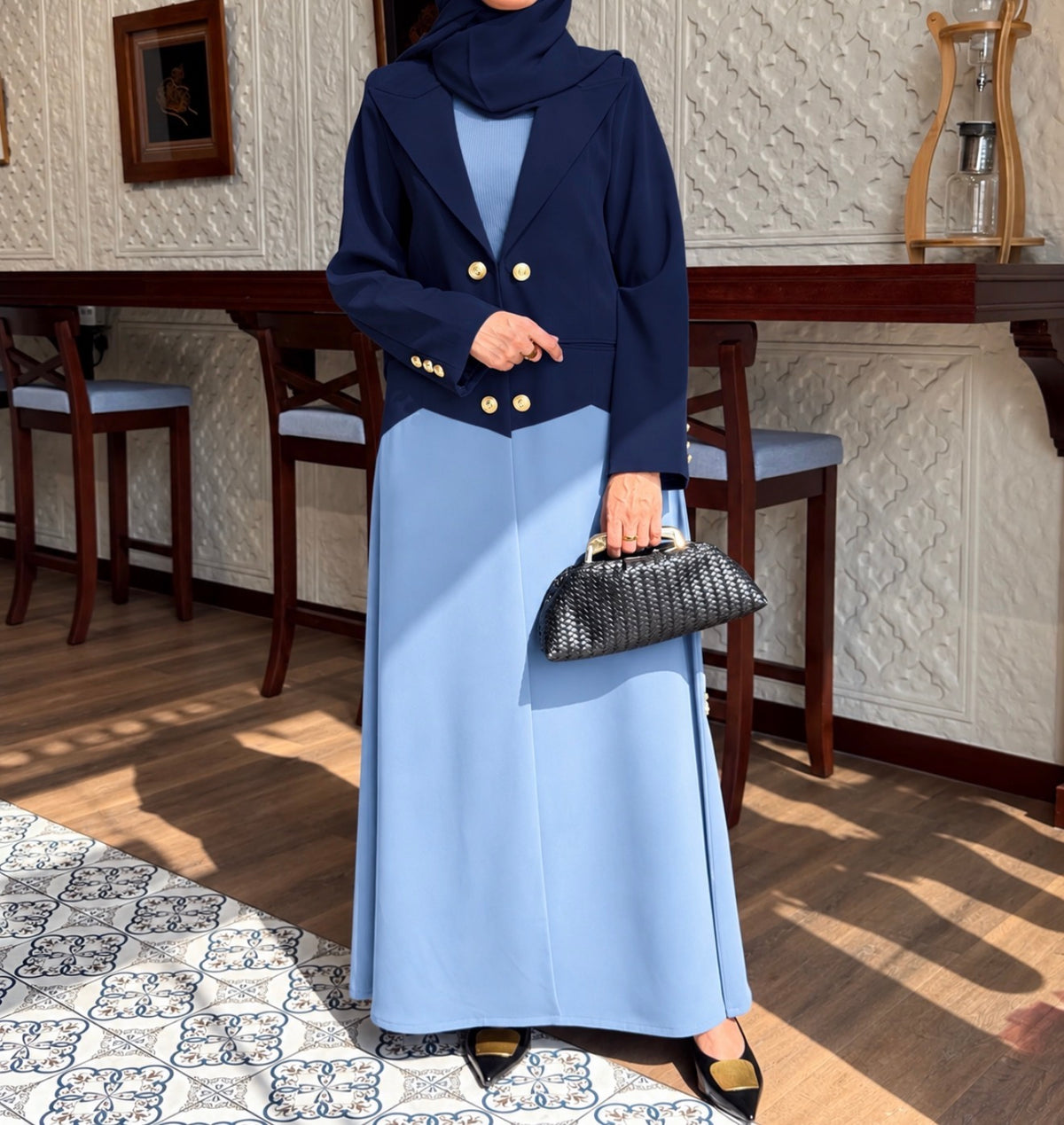 Monroe ( Abaya with Sheila )