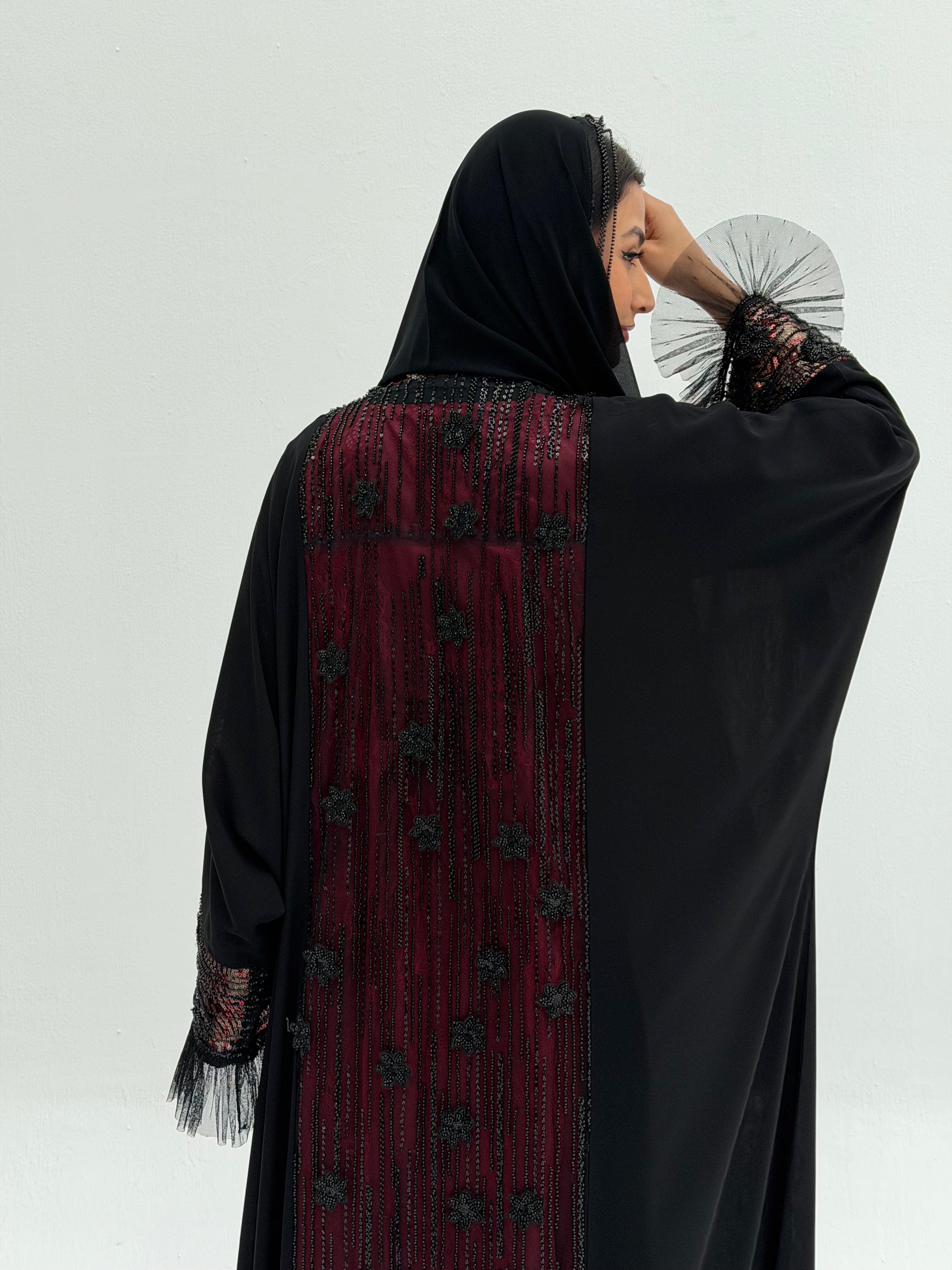 Jenan ( Abaya with sheila )