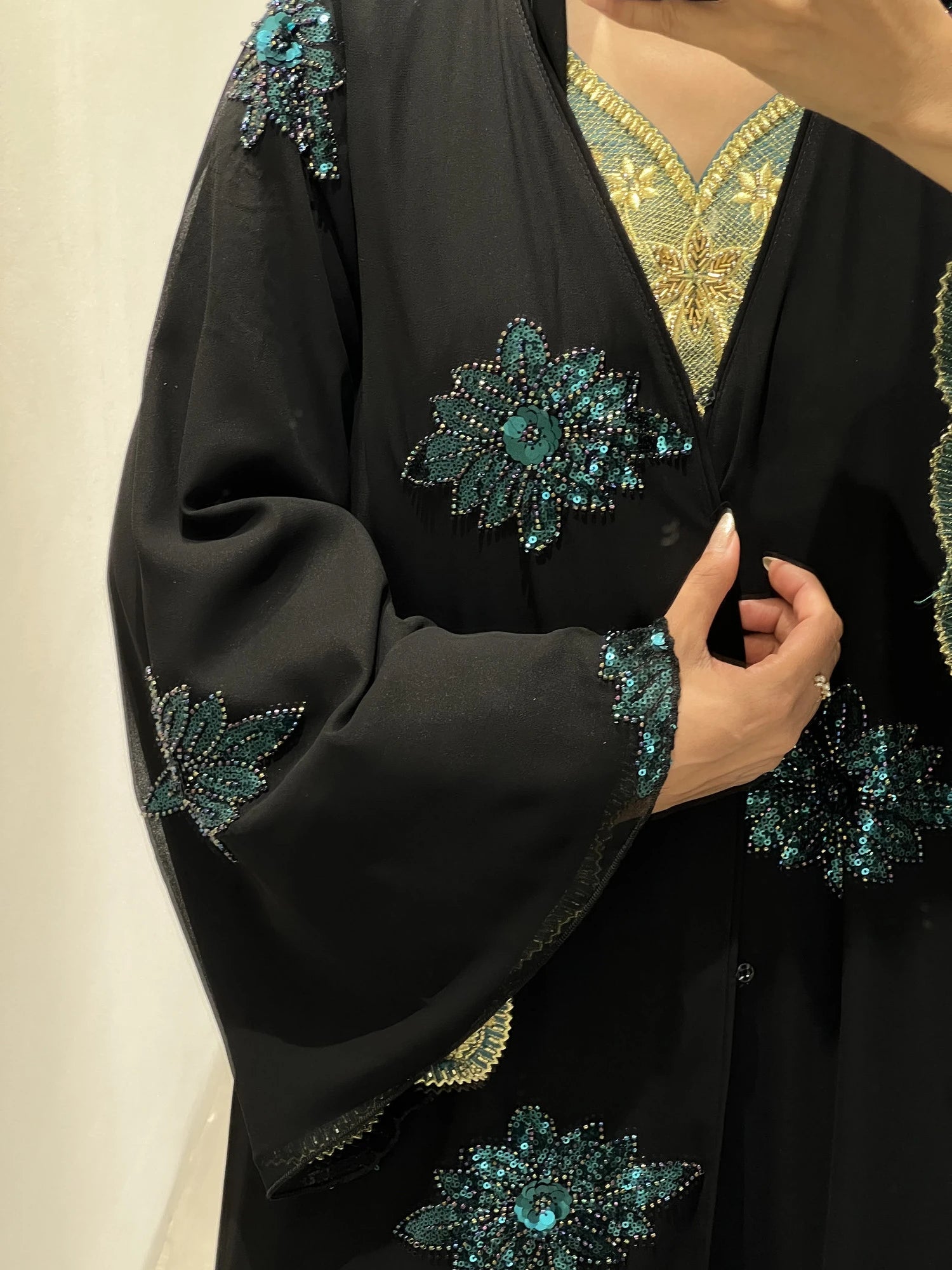 544 - Contessa Collection