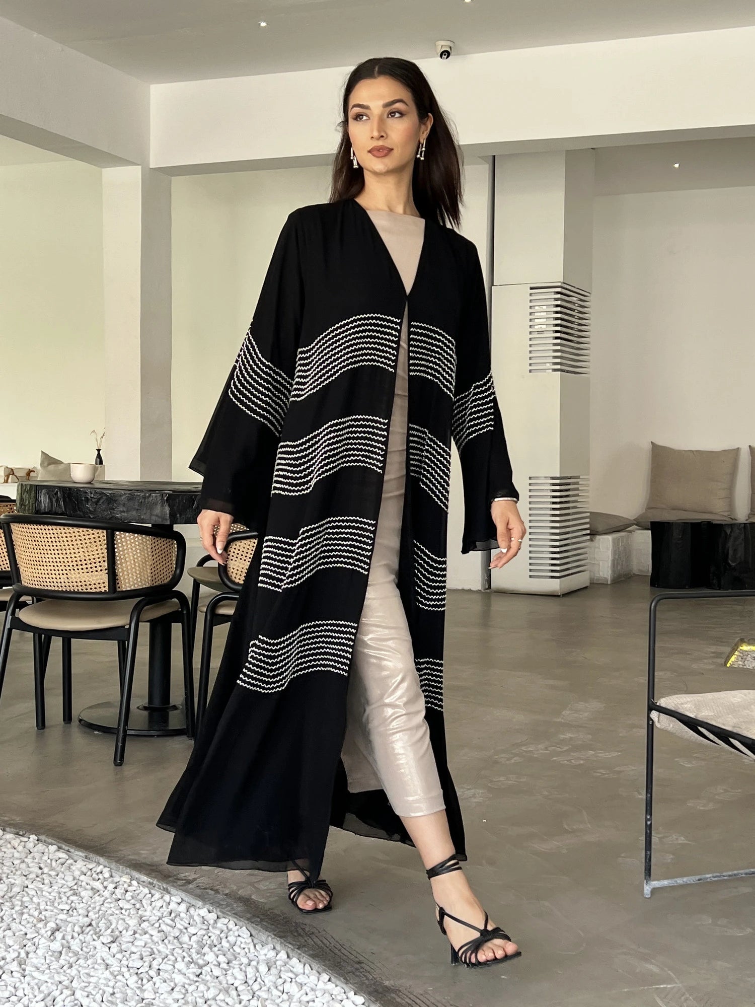 555 - Contessa Collection