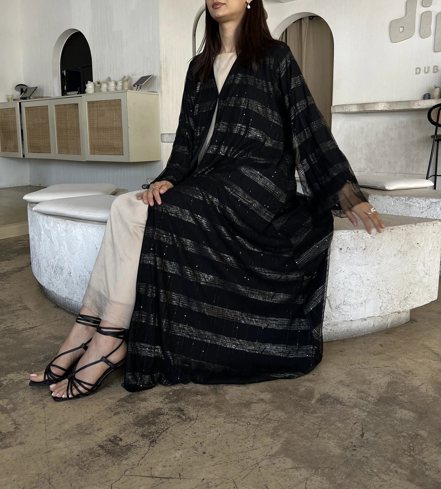 561 - Contessa Collection