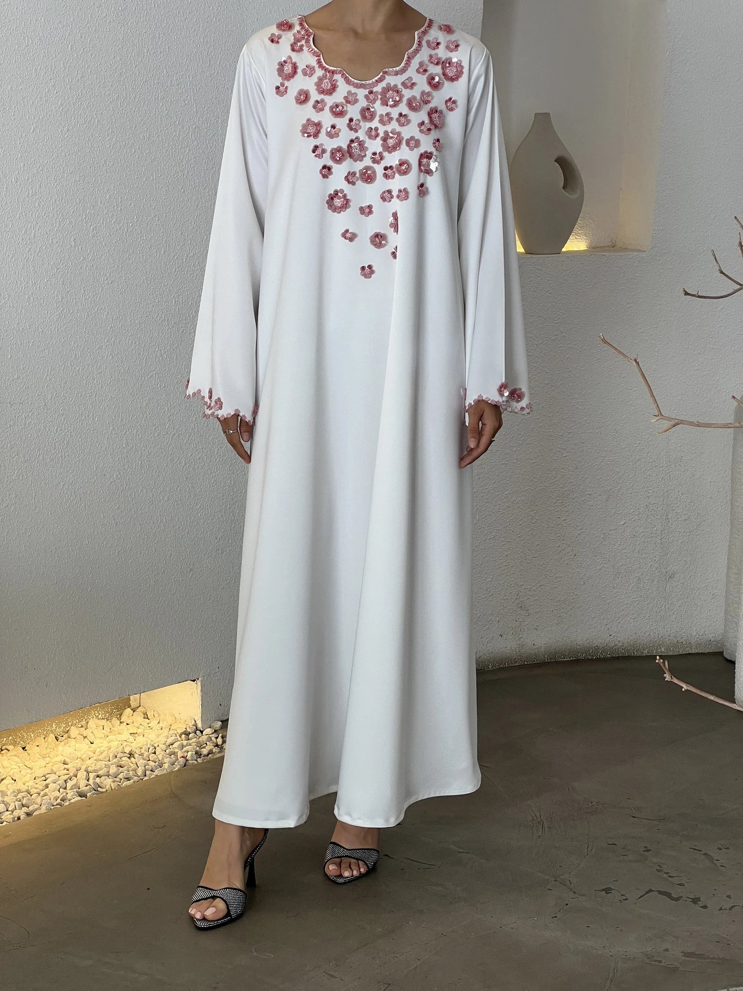 566 - Contessa Collection