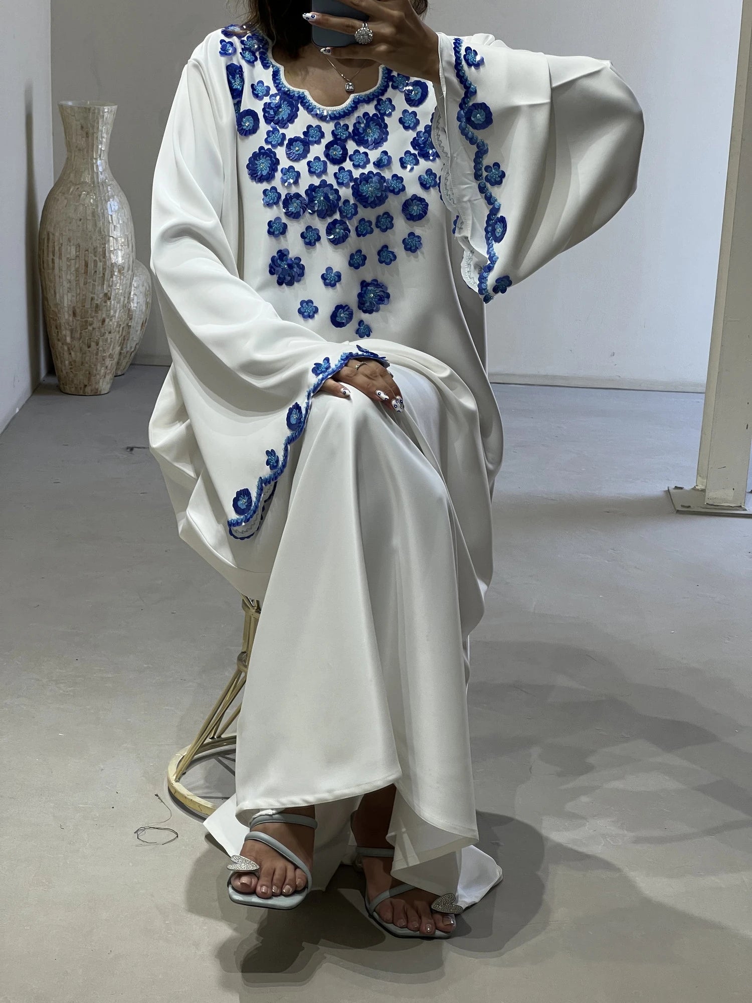 566 - Contessa Collection