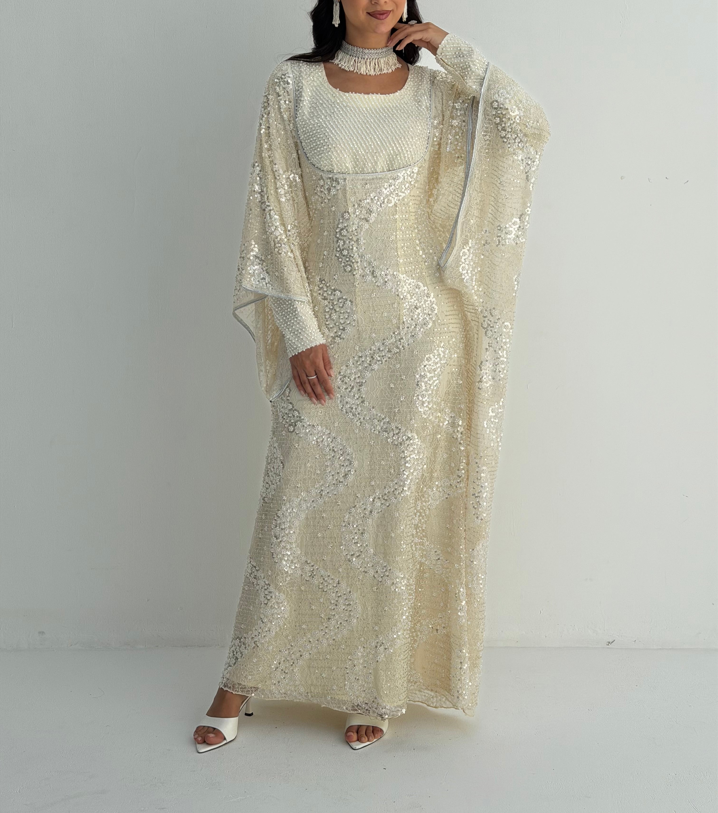 Layaly  Emarati Thob / ثوب اماراتي