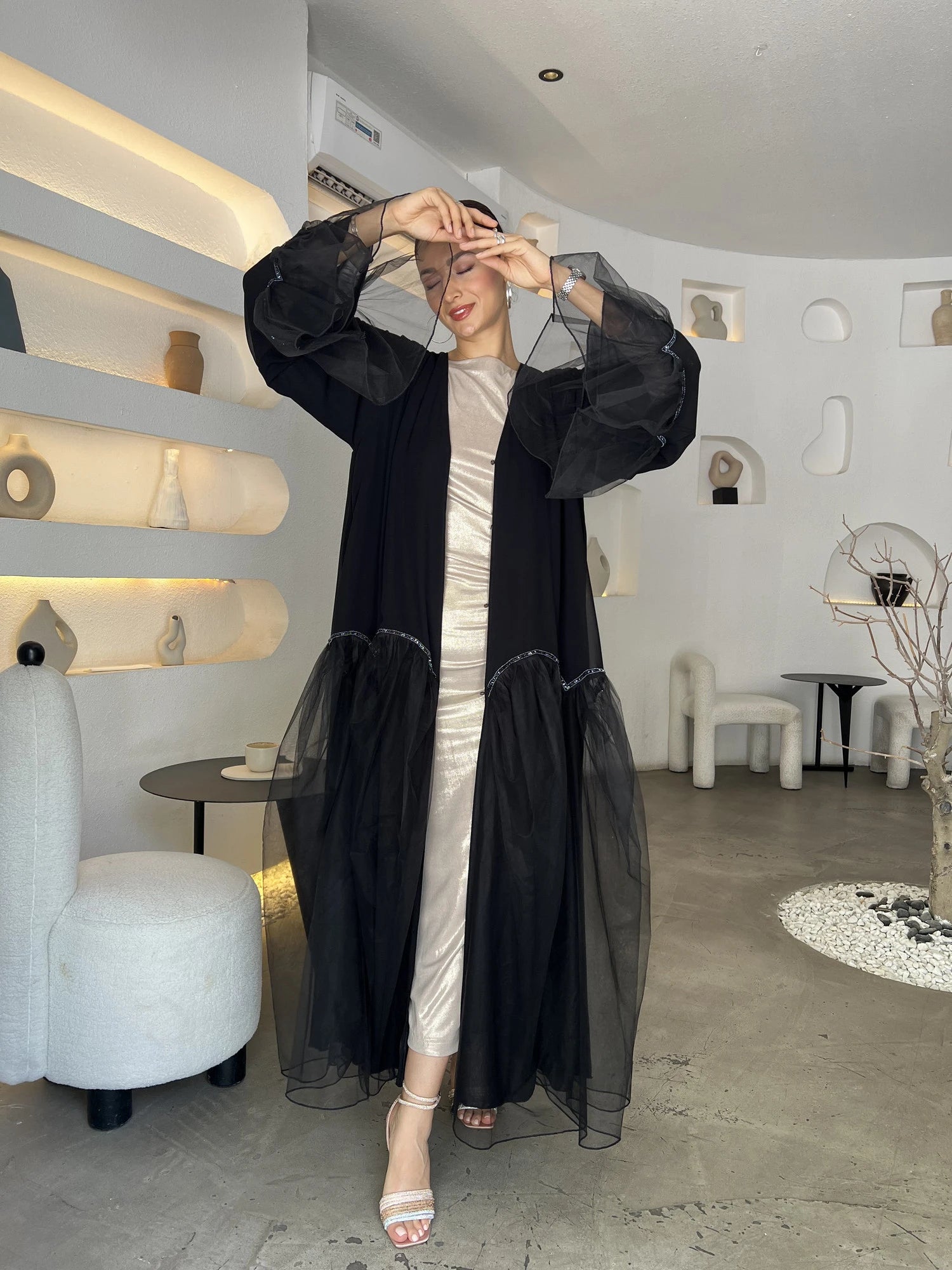 573 - Contessa Collection