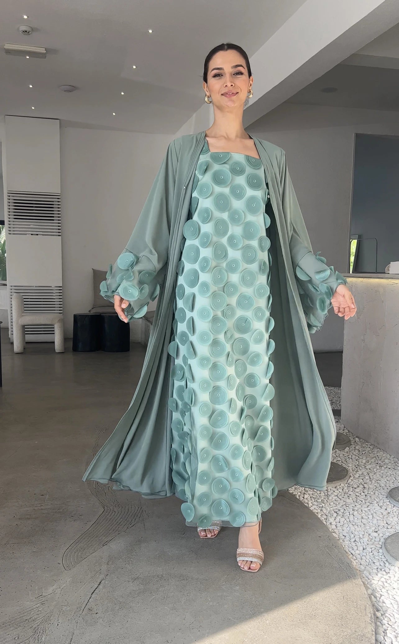 587 - Contessa Collection