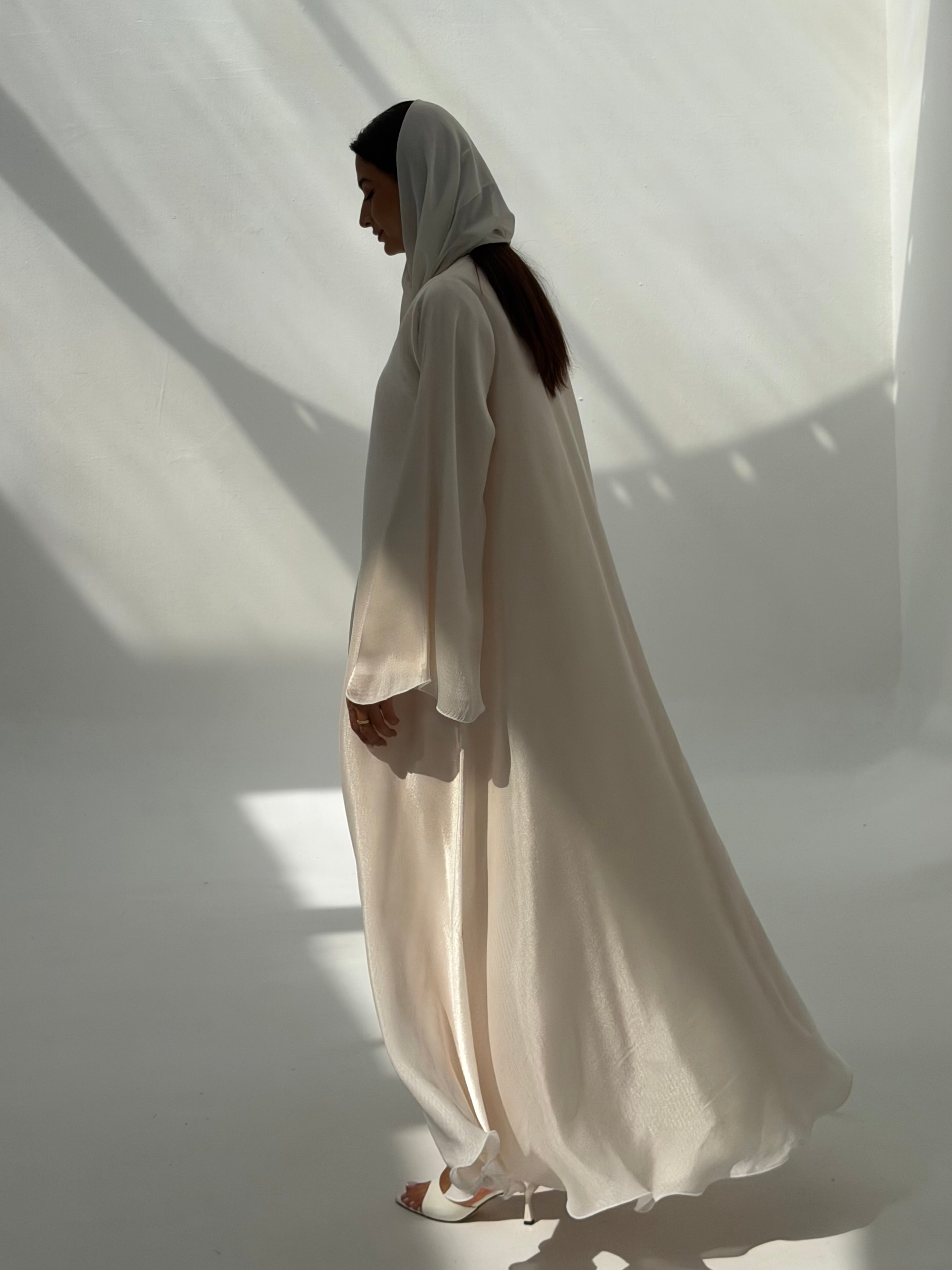 Naseem ( Abaya with Sheila )