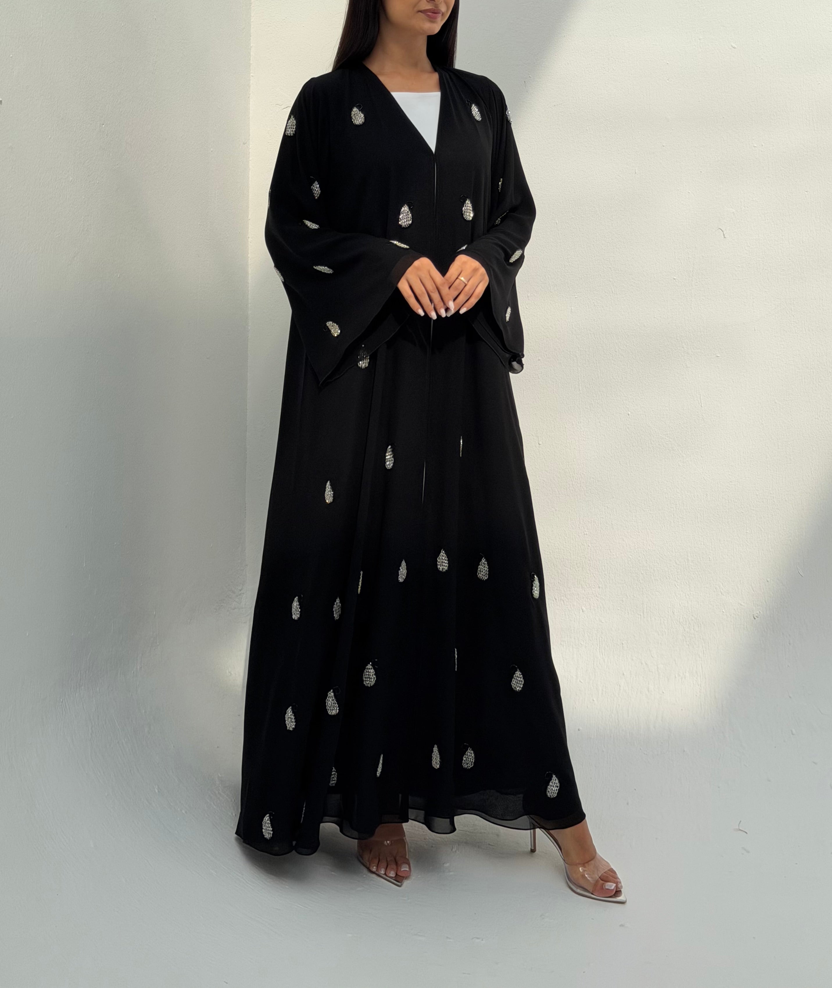 Paisley ( Abaya with Sheila )