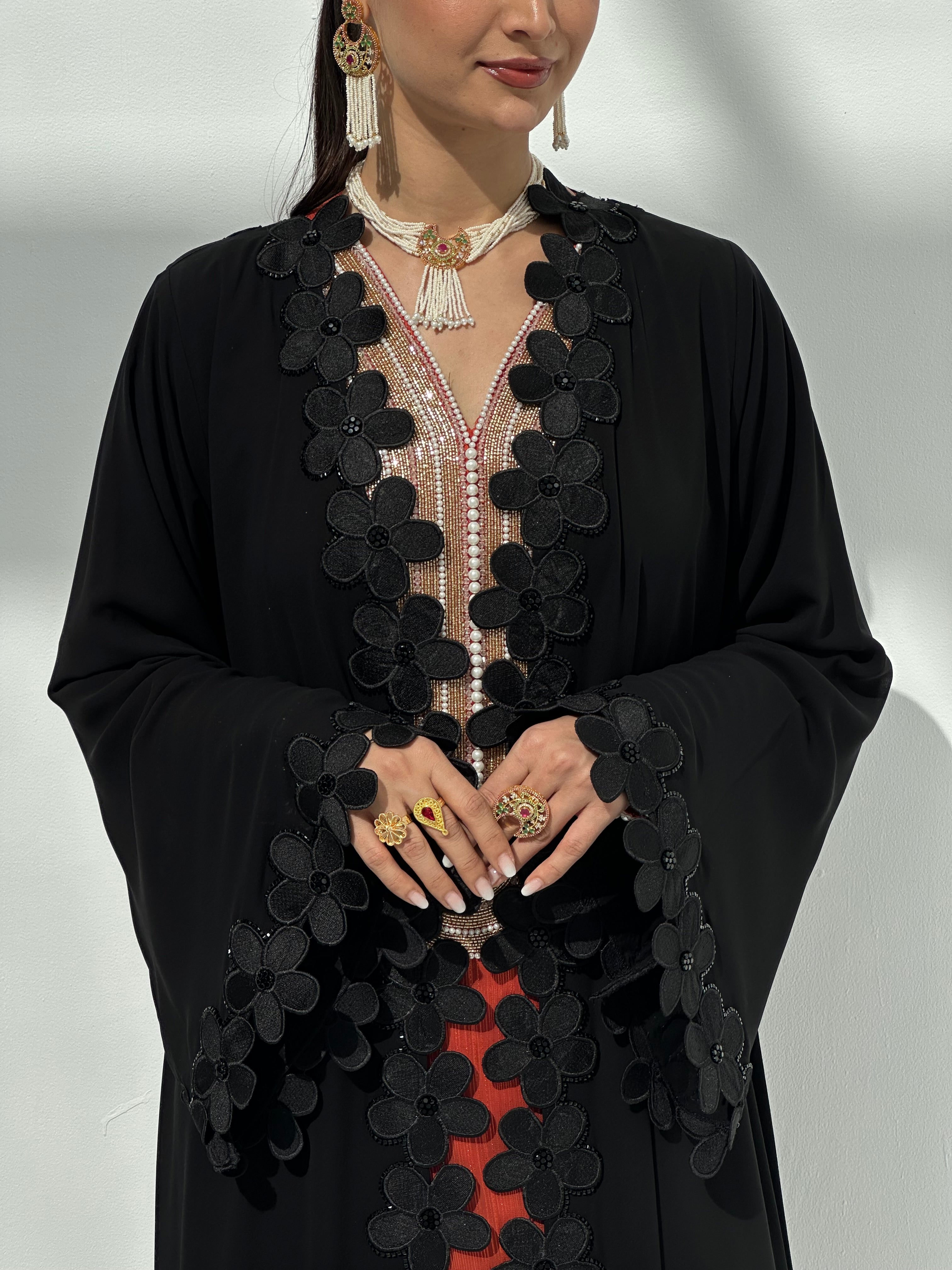 Warda ( Abaya with sheila )
