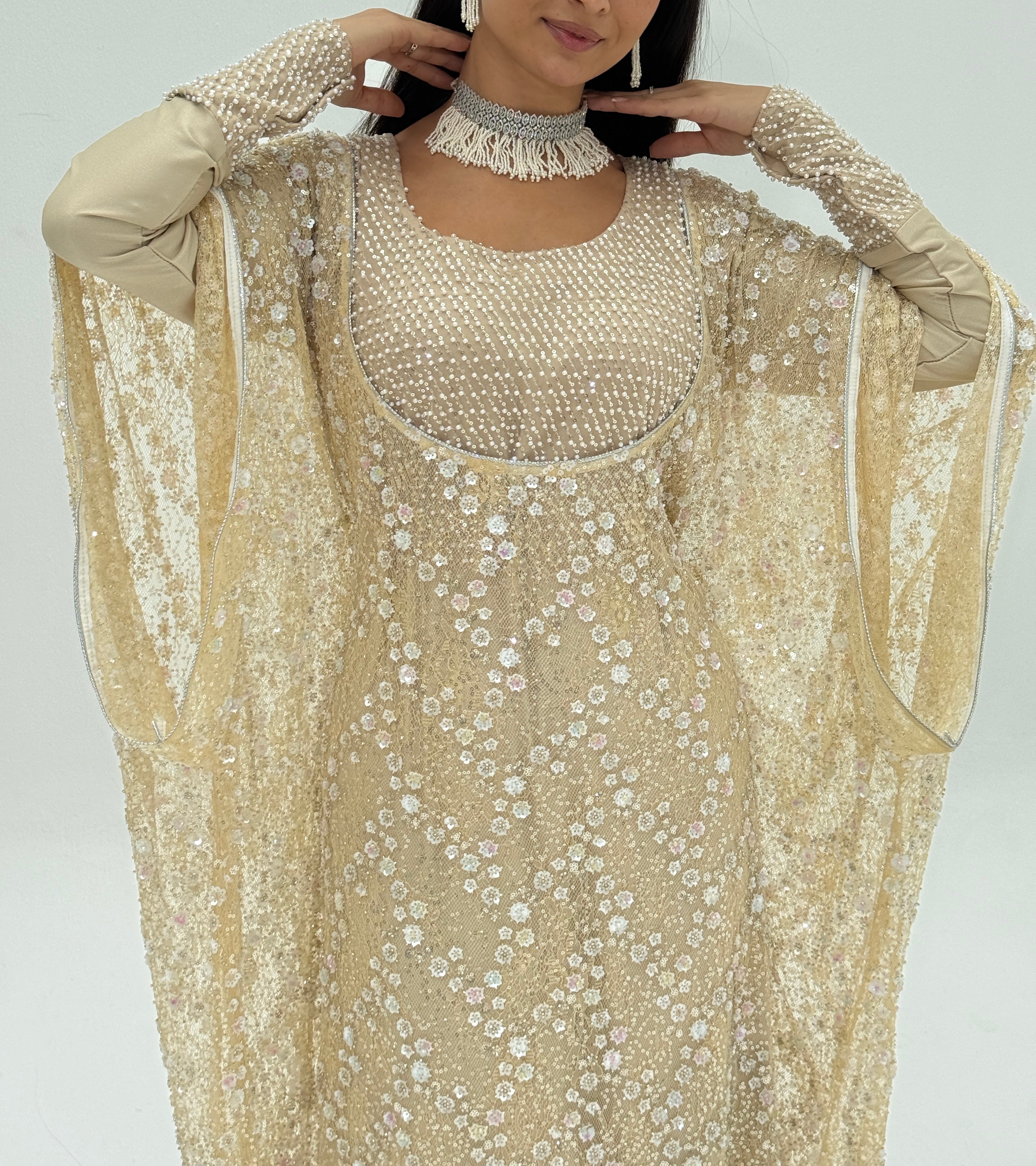 Layaly  Emarati Thob /ثوب اماراتي