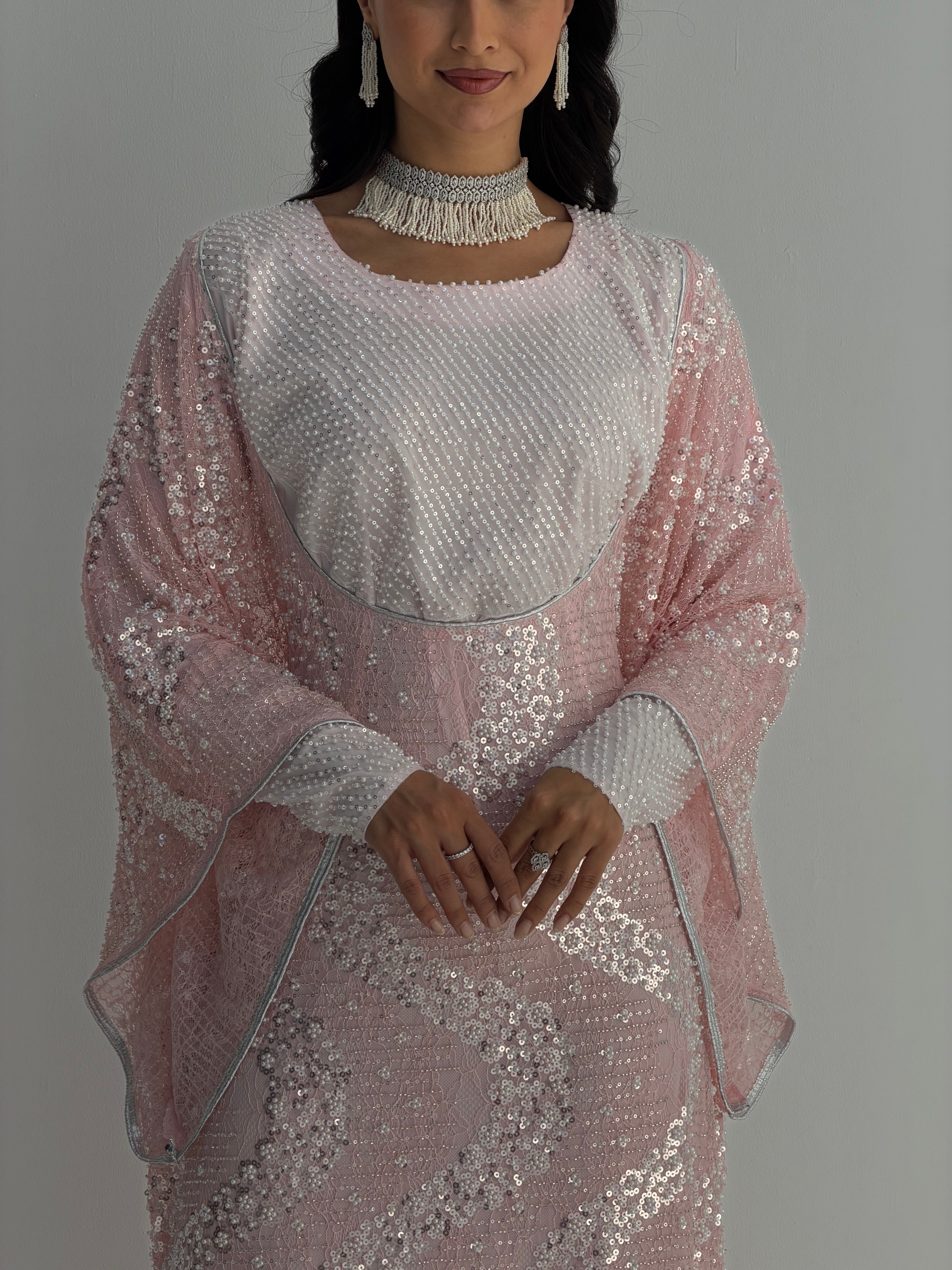 Layaly  Emarati Thob / ثوب اماراتي