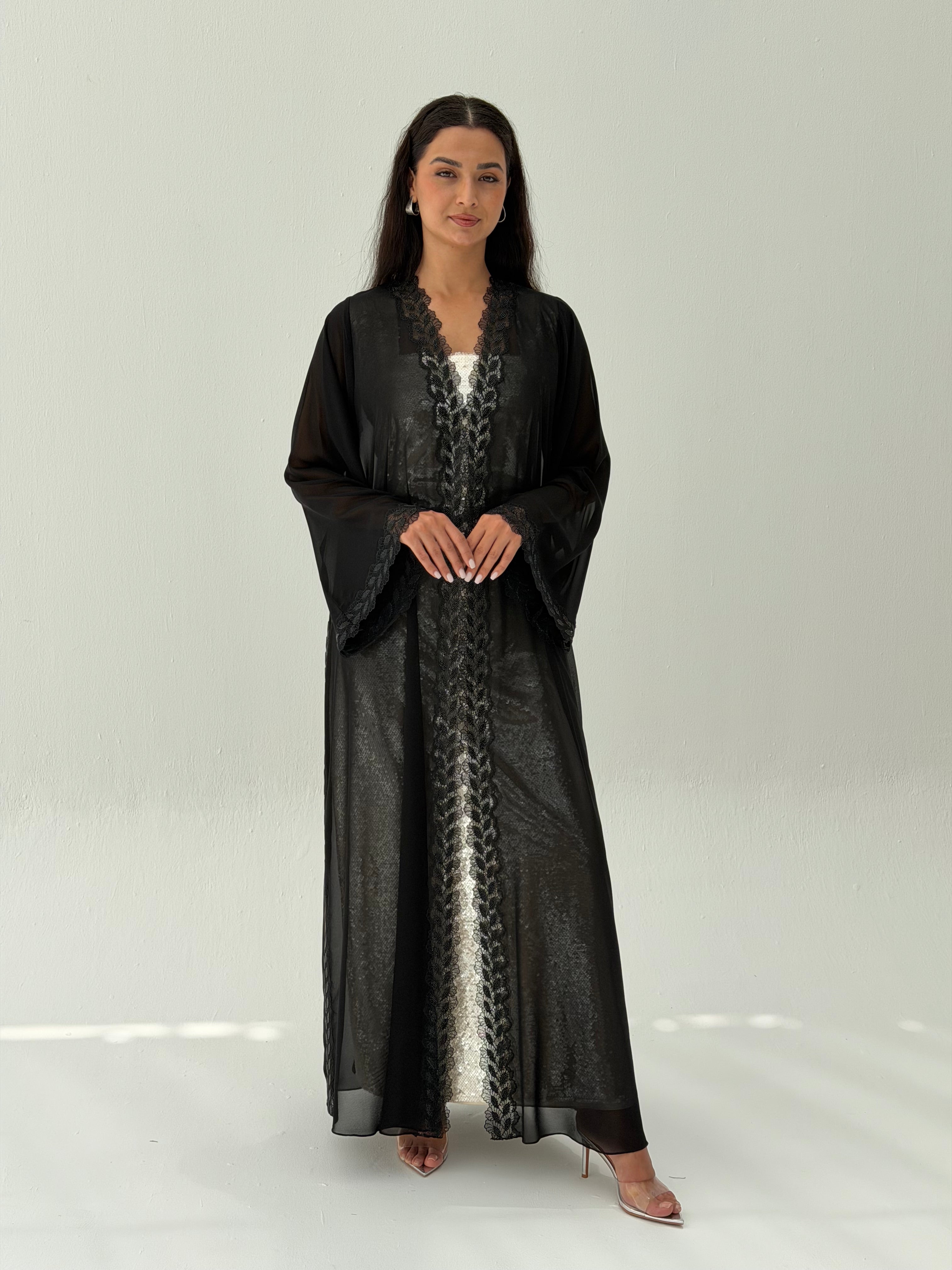 Deem ( Abaya with sheila )