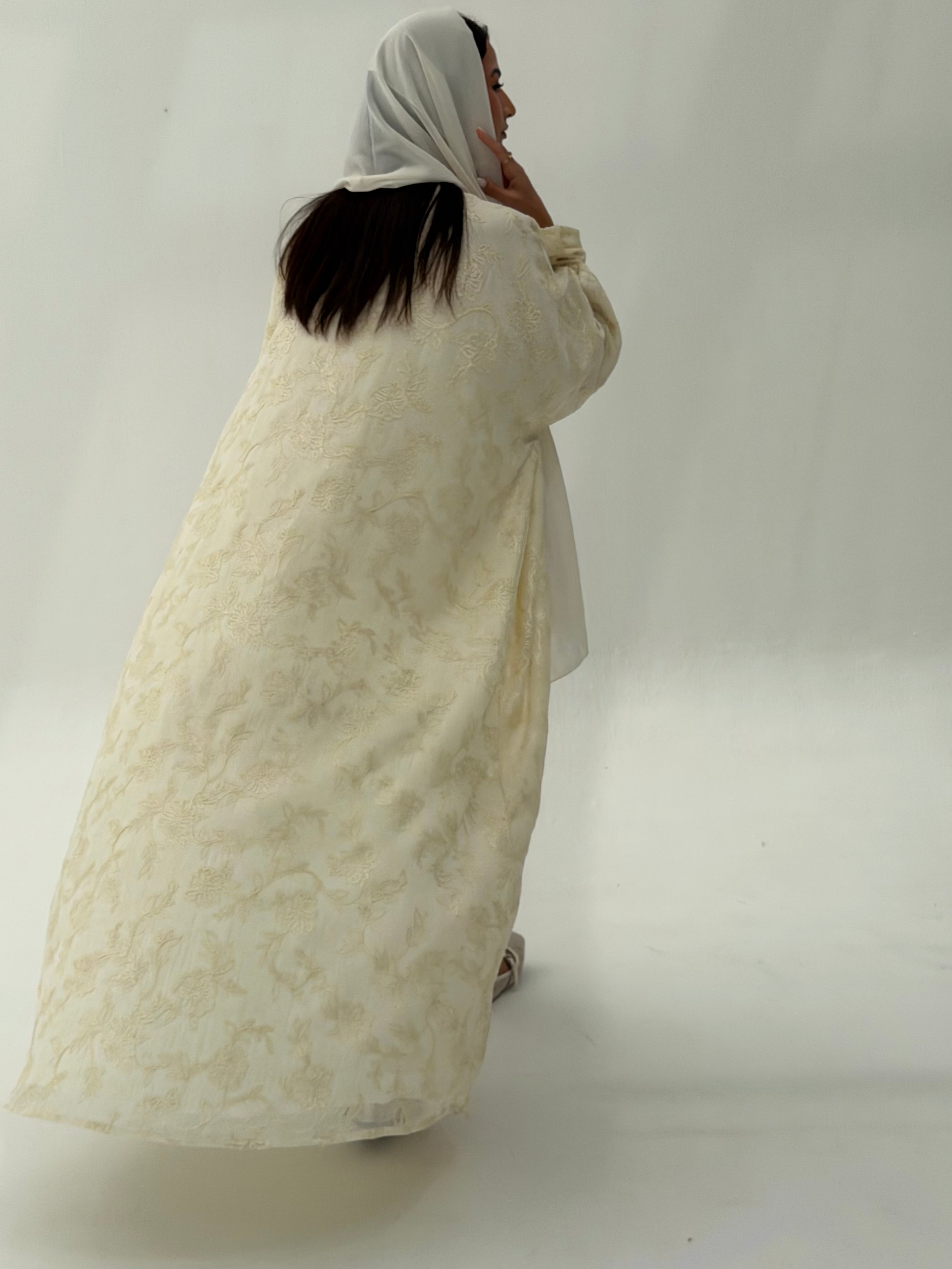 Refal ( bisht Abaya with Sheila )