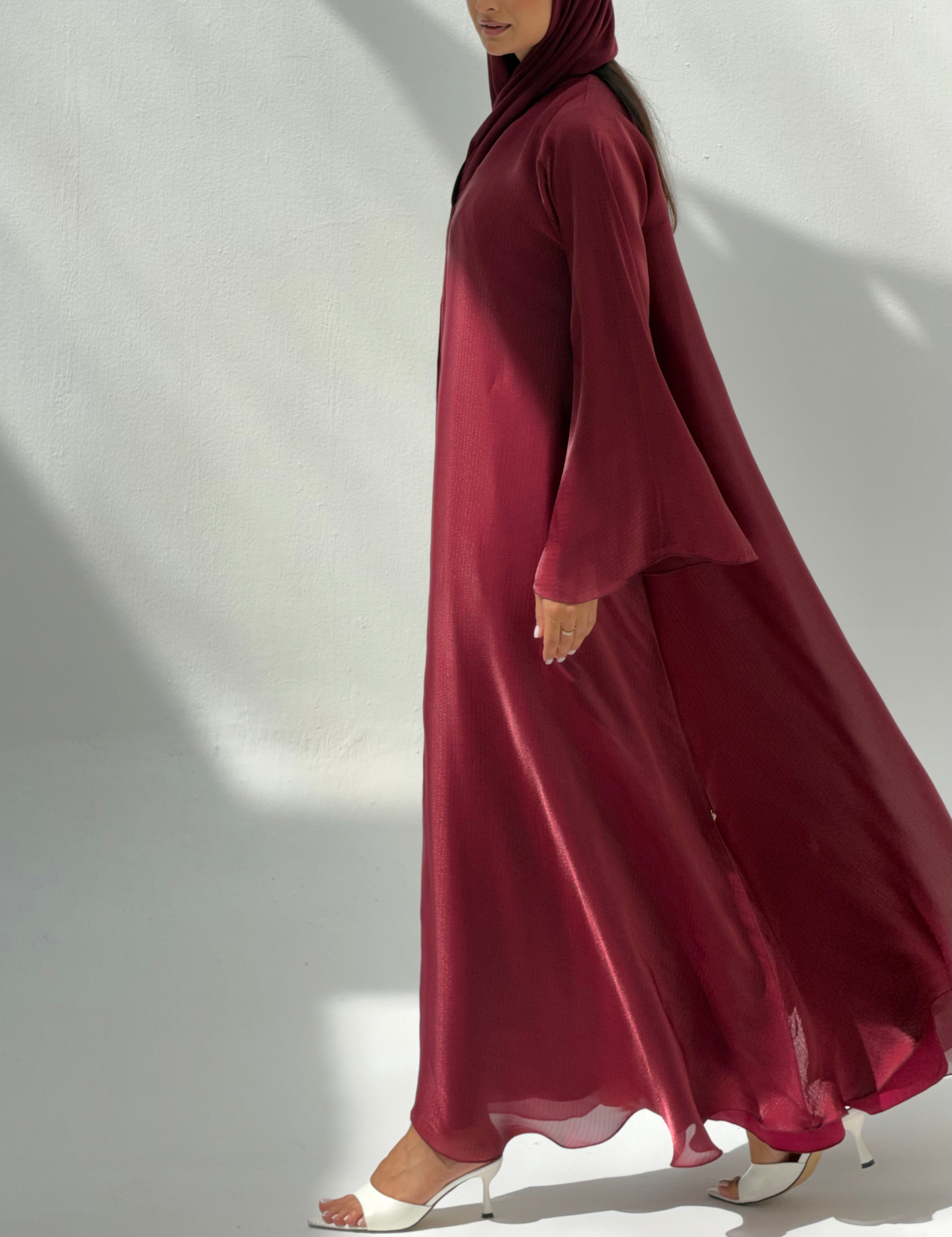 Naseem ( Abaya with Sheila )