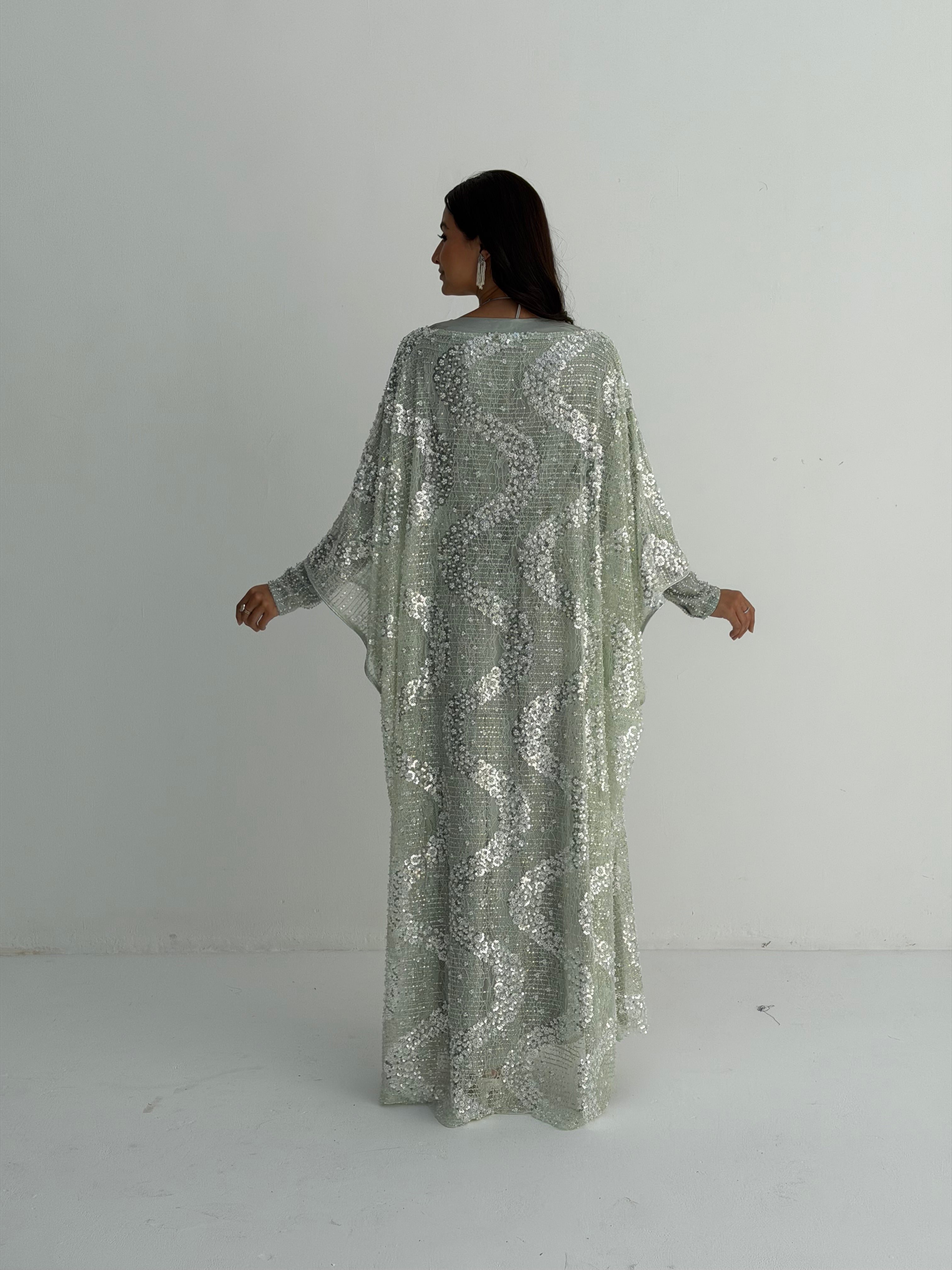 Layaly  Emarati Thob / ثوب اماراتي