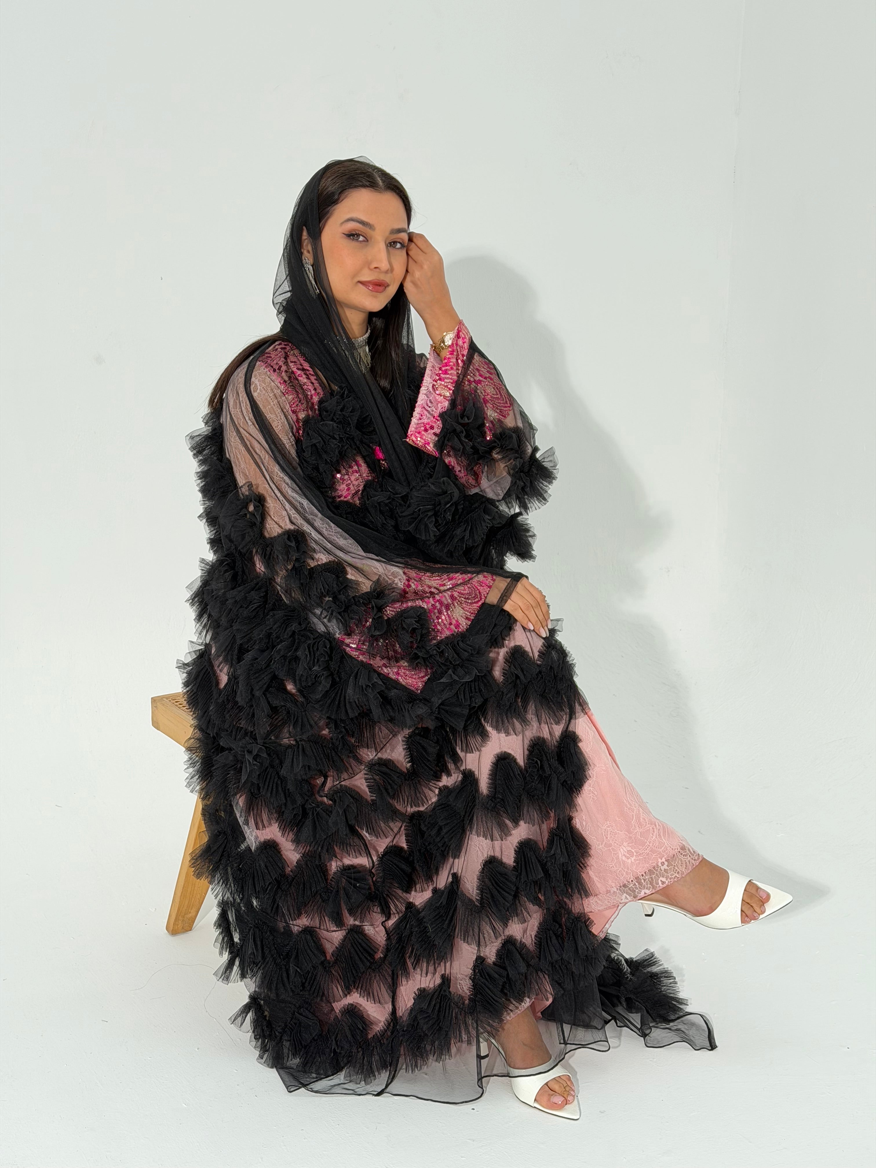 HOD HOD (  Bisht With Tule Sheila )