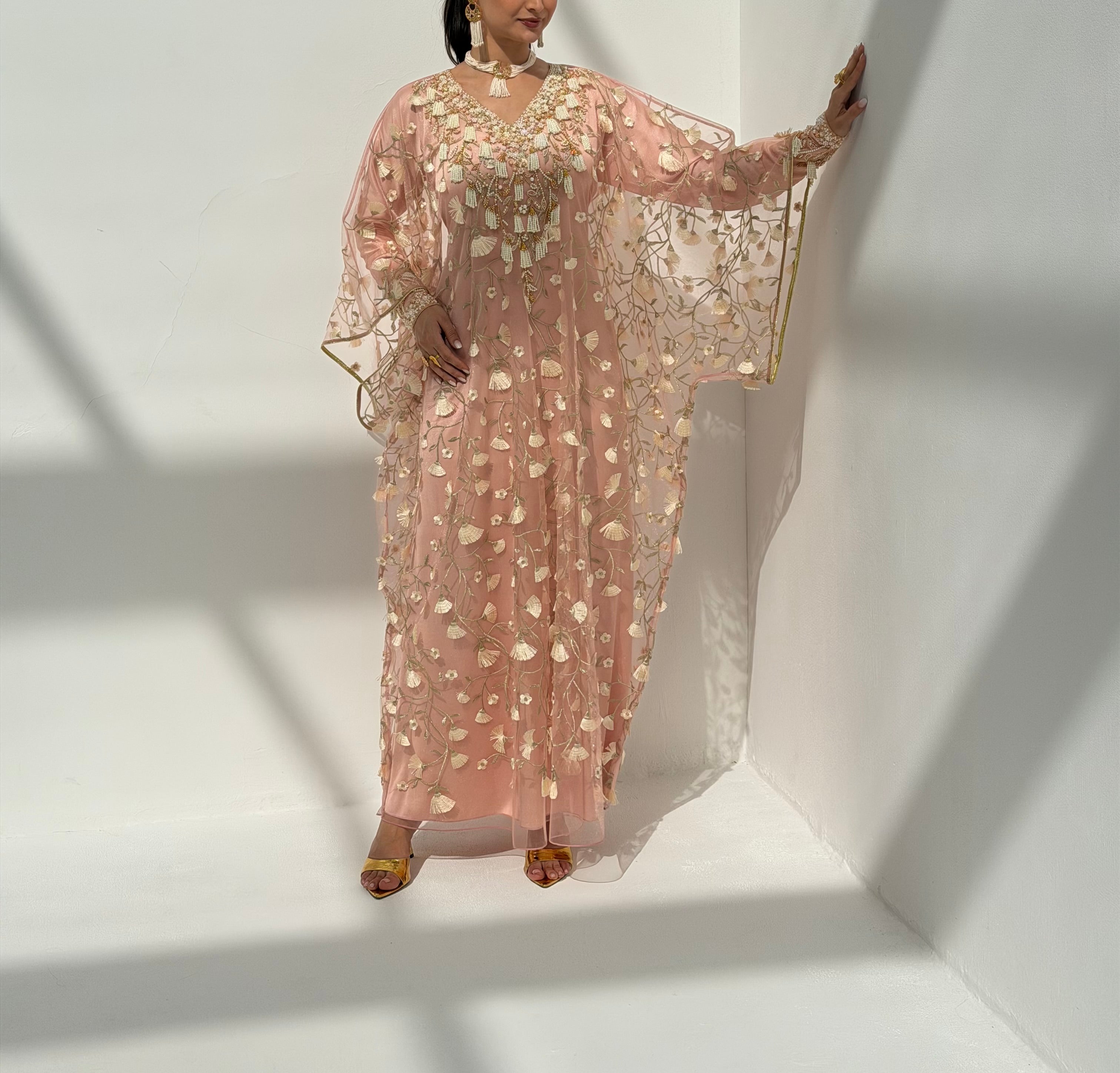 YAQOOT ( Emarati Thob )