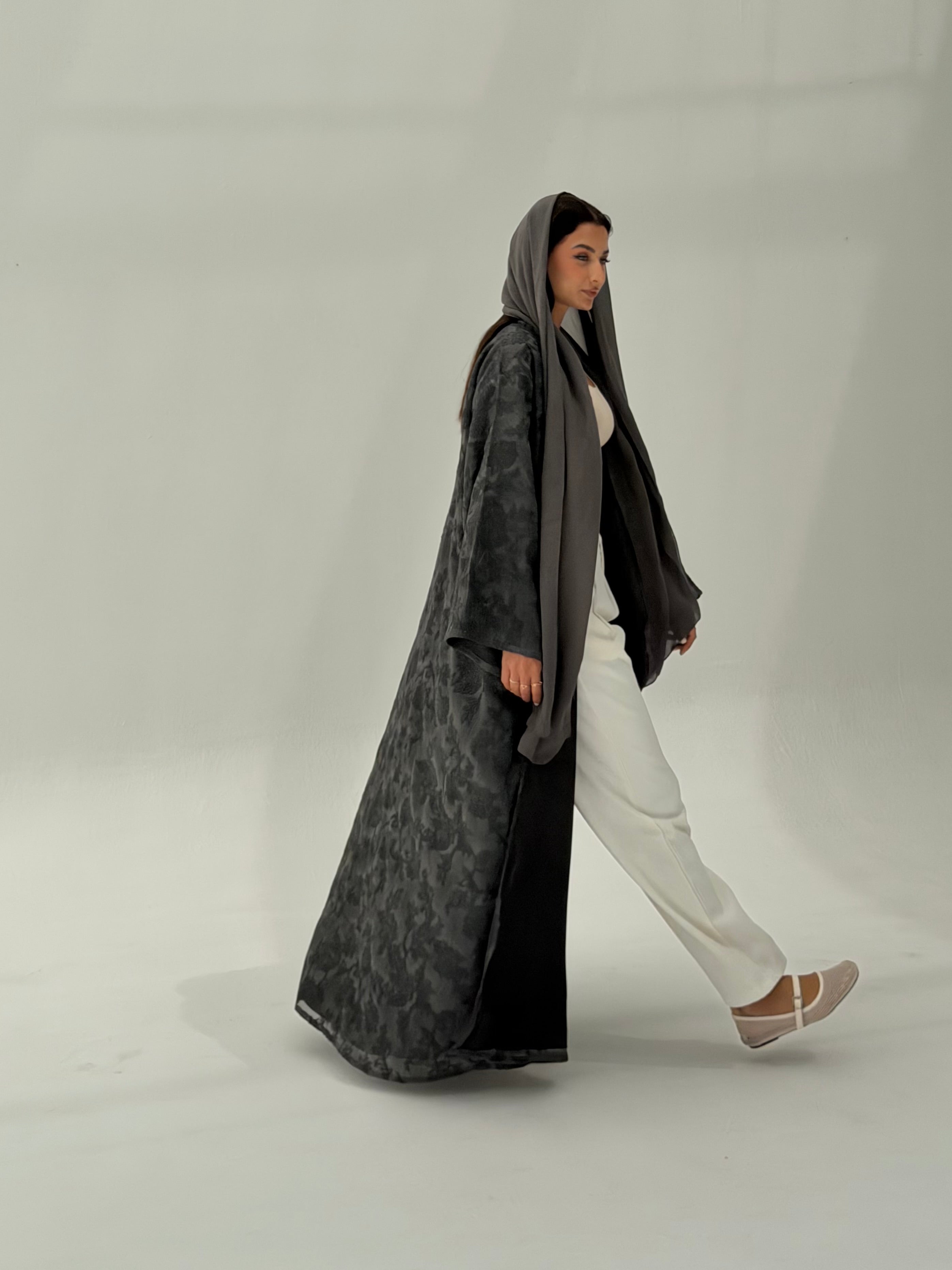 Refal ( bisht Abaya with Sheila )