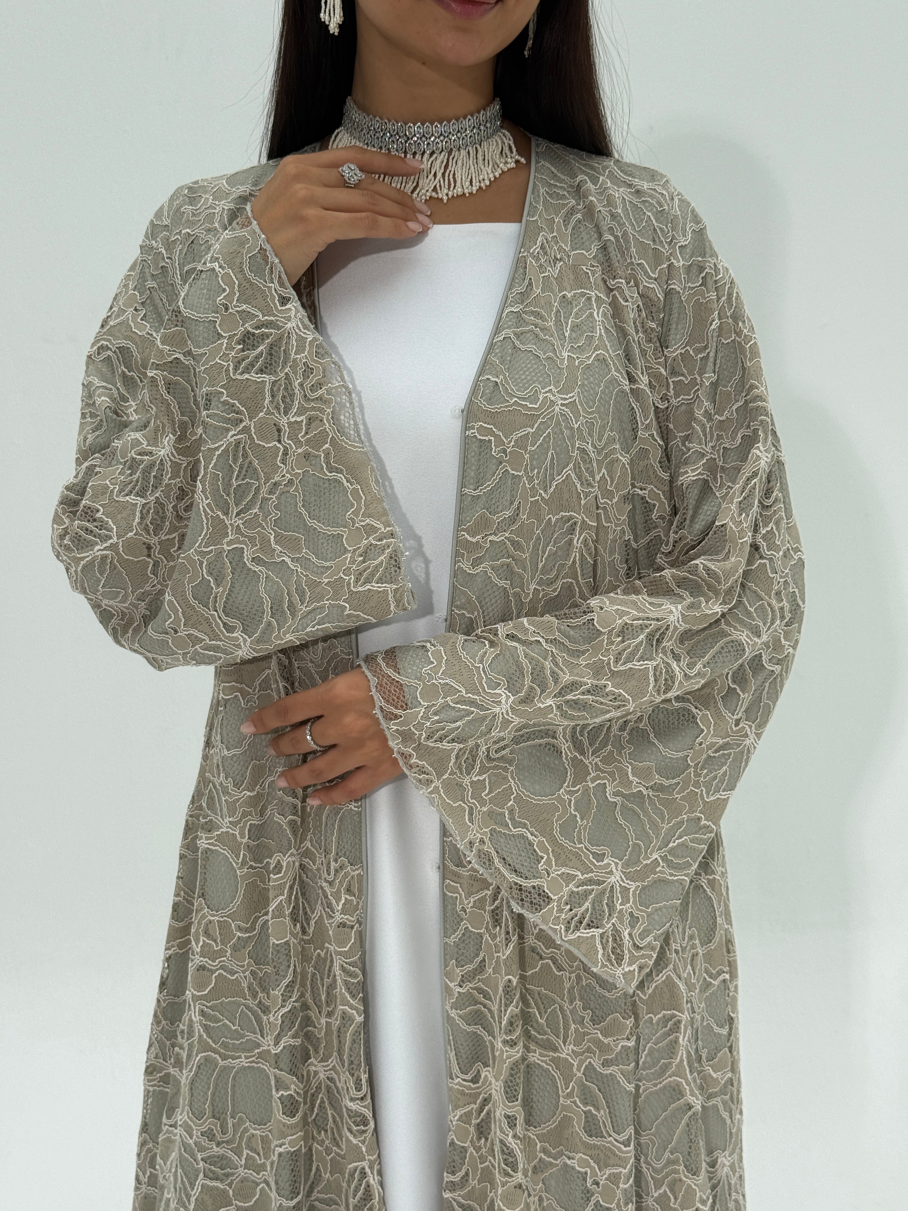 Hooriya ( Abaya with sheila )