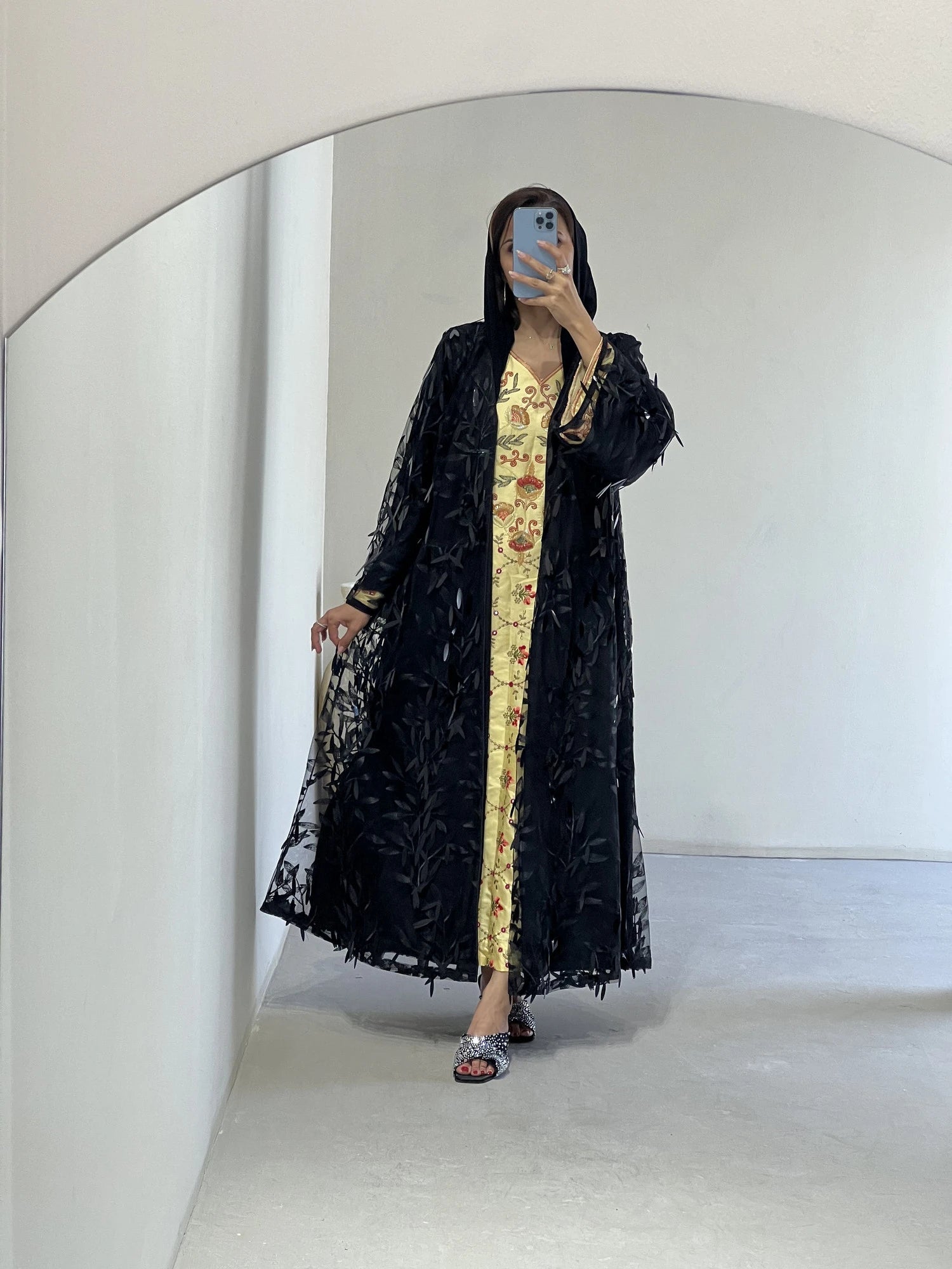 827 - Contessa Collection