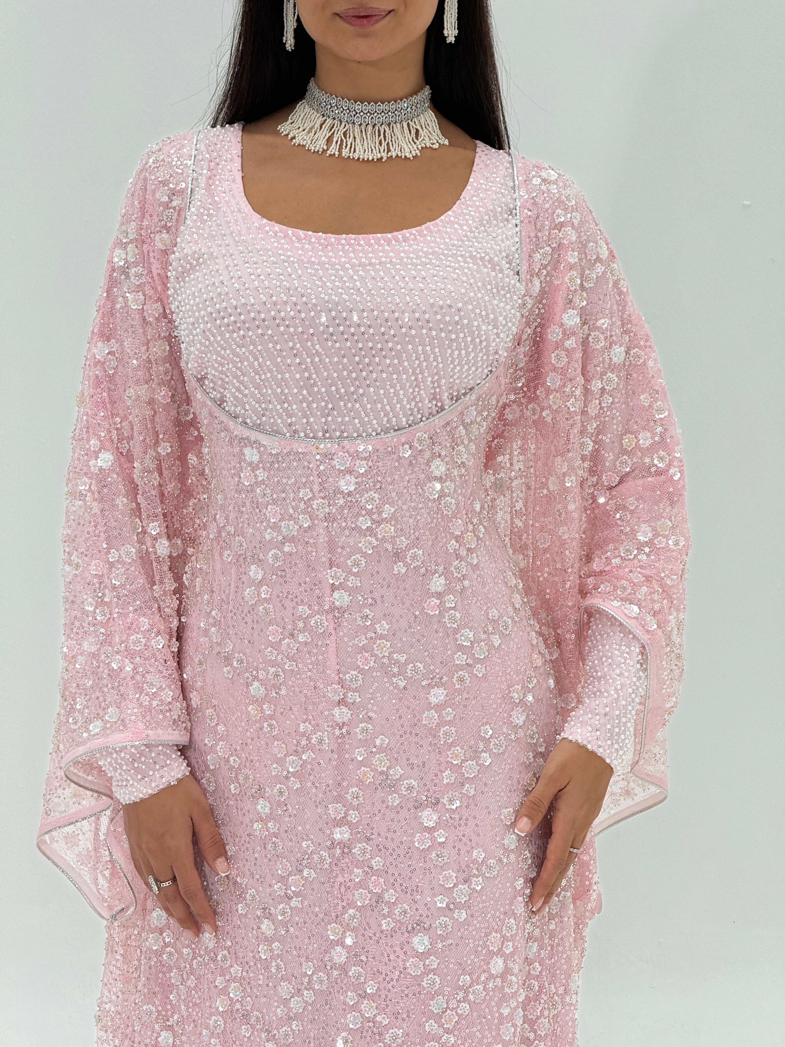 Layaly  Emarati Thob /ثوب اماراتي